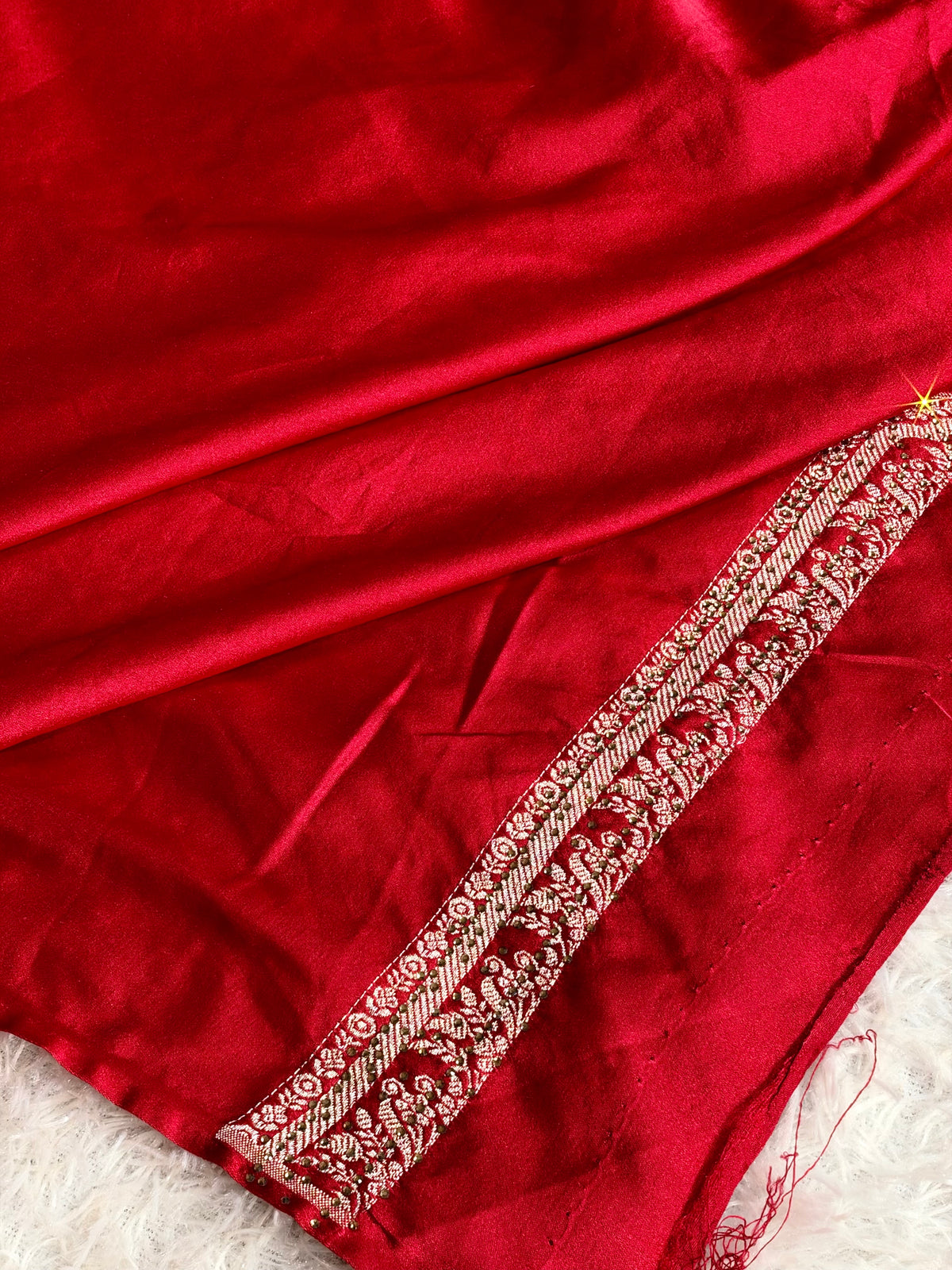 Maroon Banarasi Mashru Kataan Silk Saree with All-Over Zari & Sirozki Diamond Work – MKS854