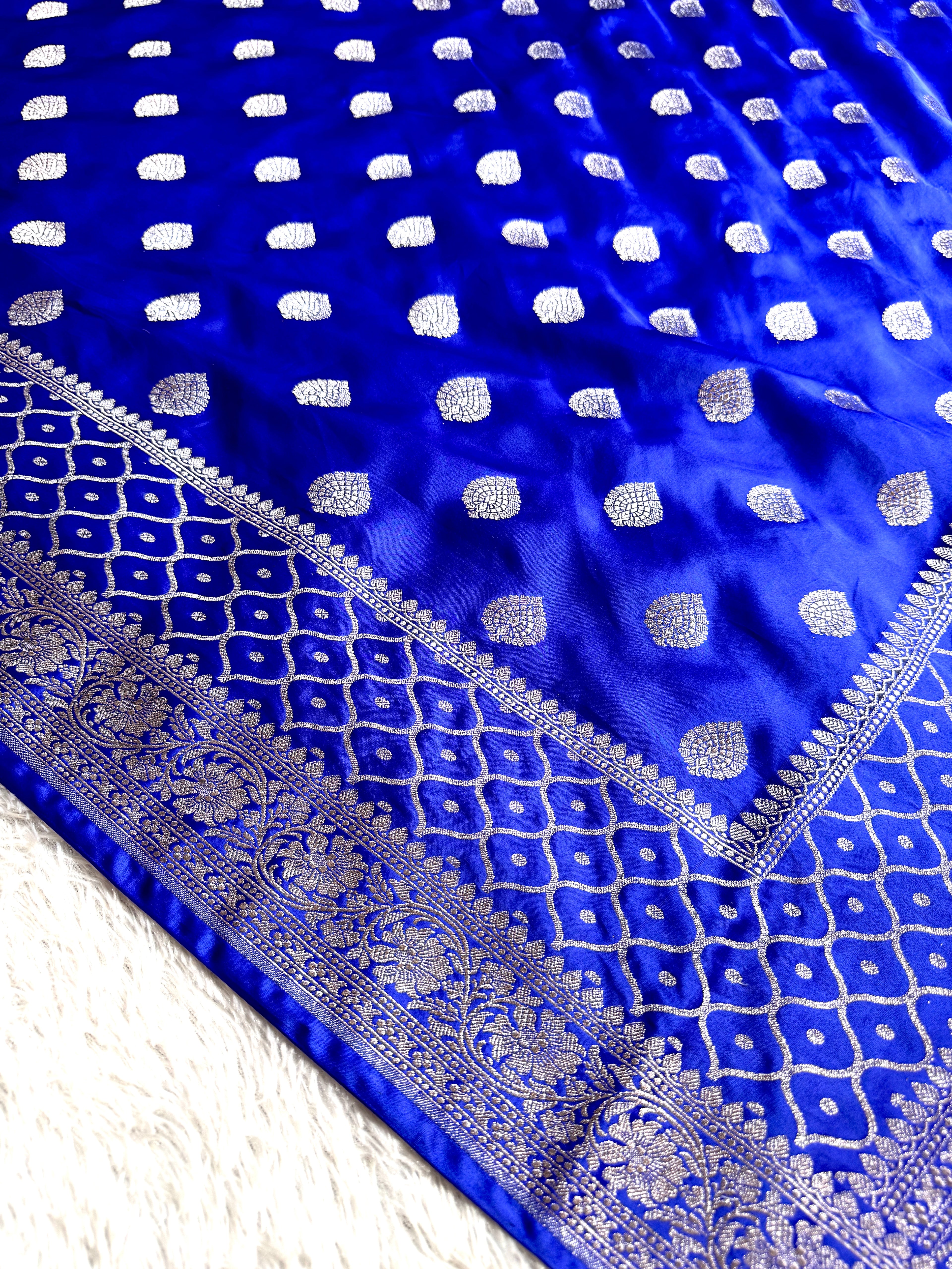 Royal Blue Banarasi Mashru Silk Saree with Jacquard Woven Paan Buta Design MKS090