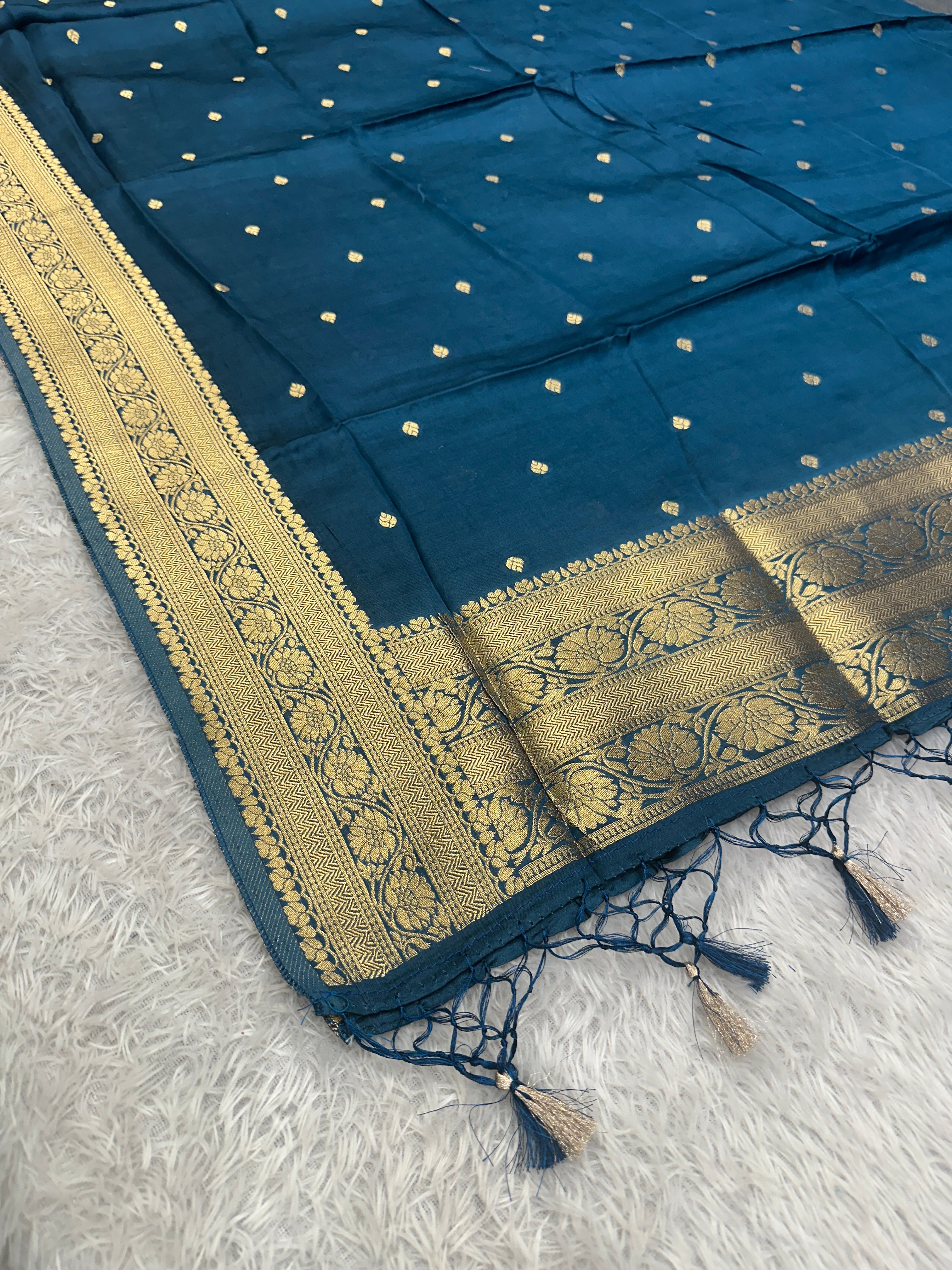 3 Pcs Modaal Saatan Suit Dupatta with Zari woven Design SD12