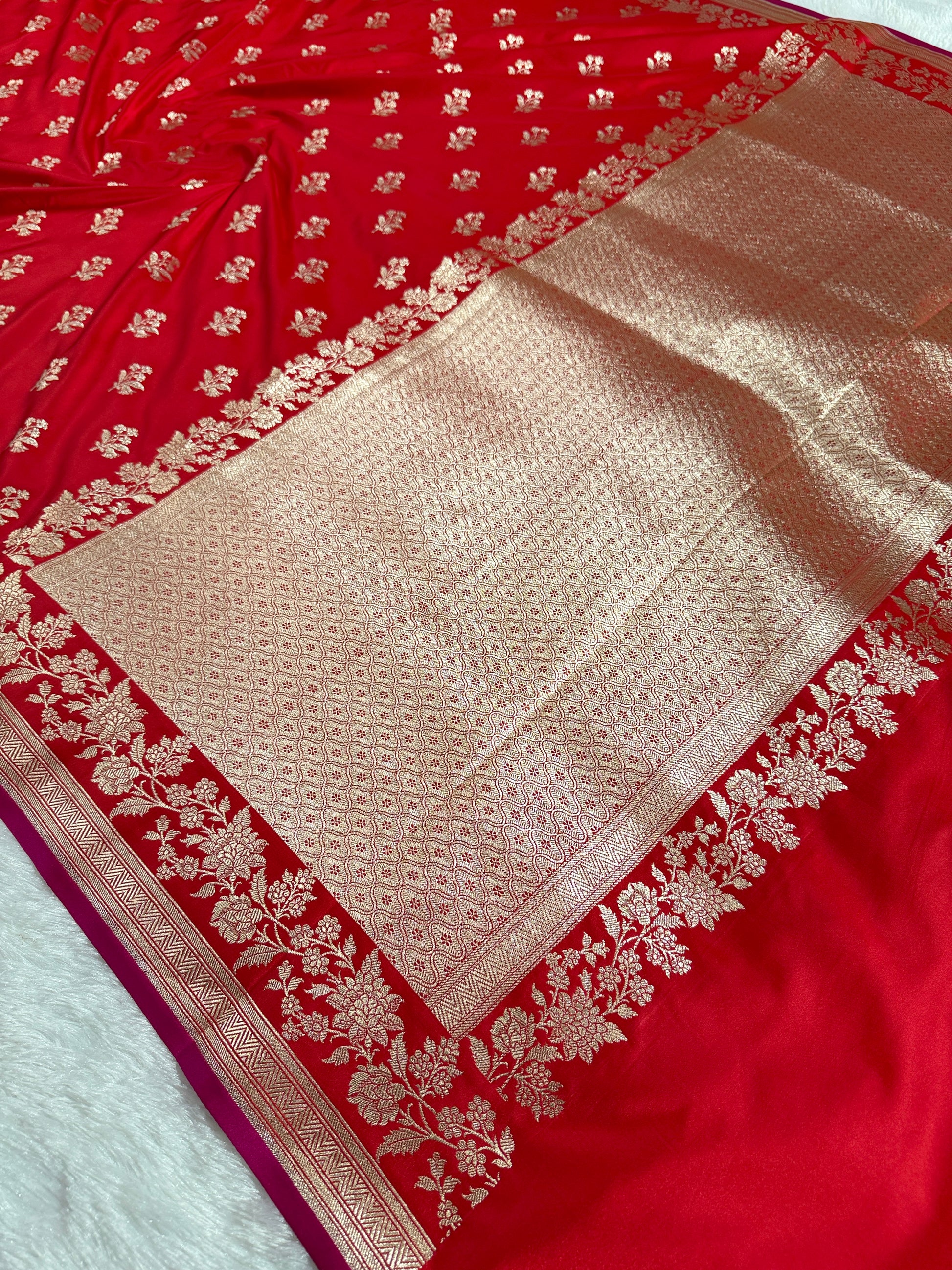 Red Banarasi Mashru Silk Saree with Leaf Buta Jacquard Woven Design