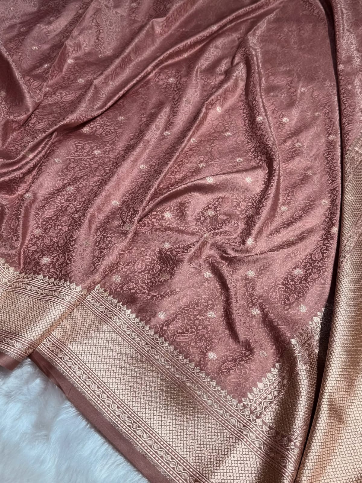 Banarasi Mashru Kataan Silk Saree Featuring Tanchoi Zari Meena Work with Rich Pallu – MKS411