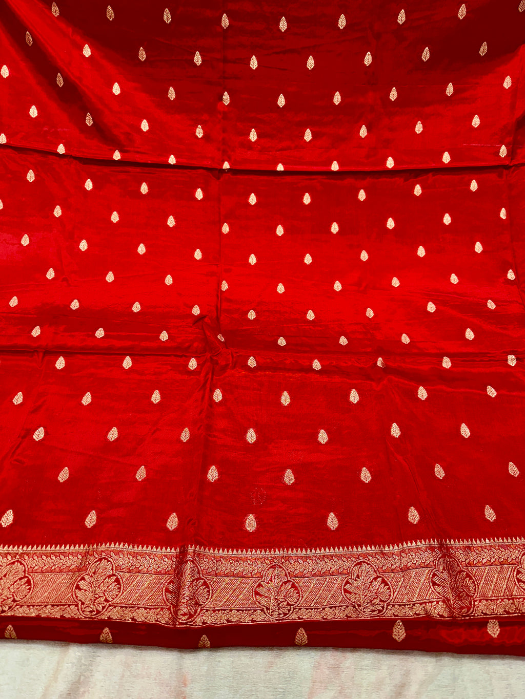 ✨ Banarasi Jacquard Gap Buti HO Silk 3-Piece Unstitched Dress Material MSS21