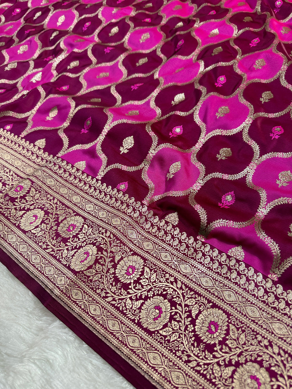 Rani and Wine Rangkaat Banarasi Mashru Silk Saree with Jacquard Woven Jaal Pattern MKS033