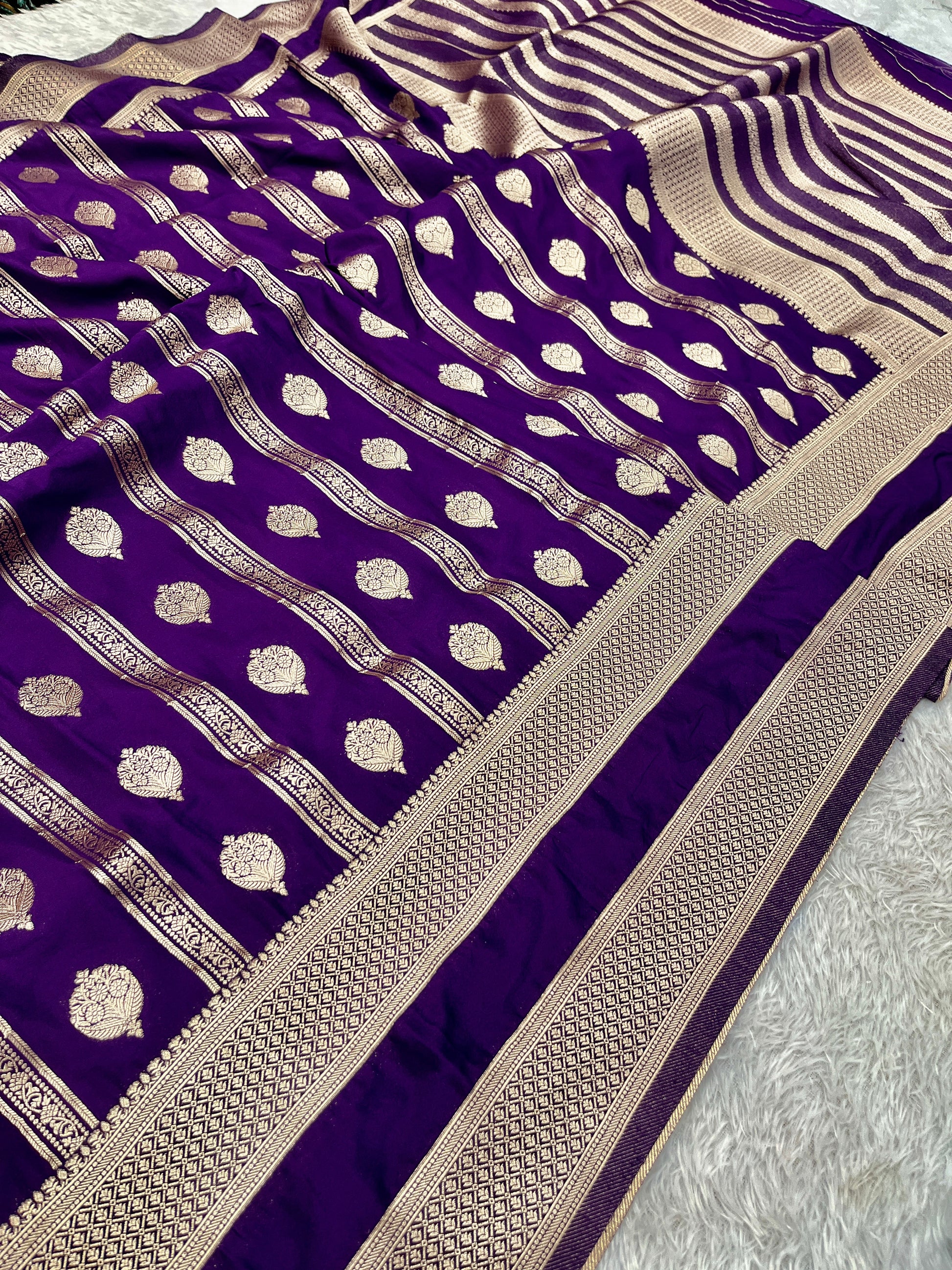 Chinon Silk Horizontal Buta Design Purple Color Saree CN09