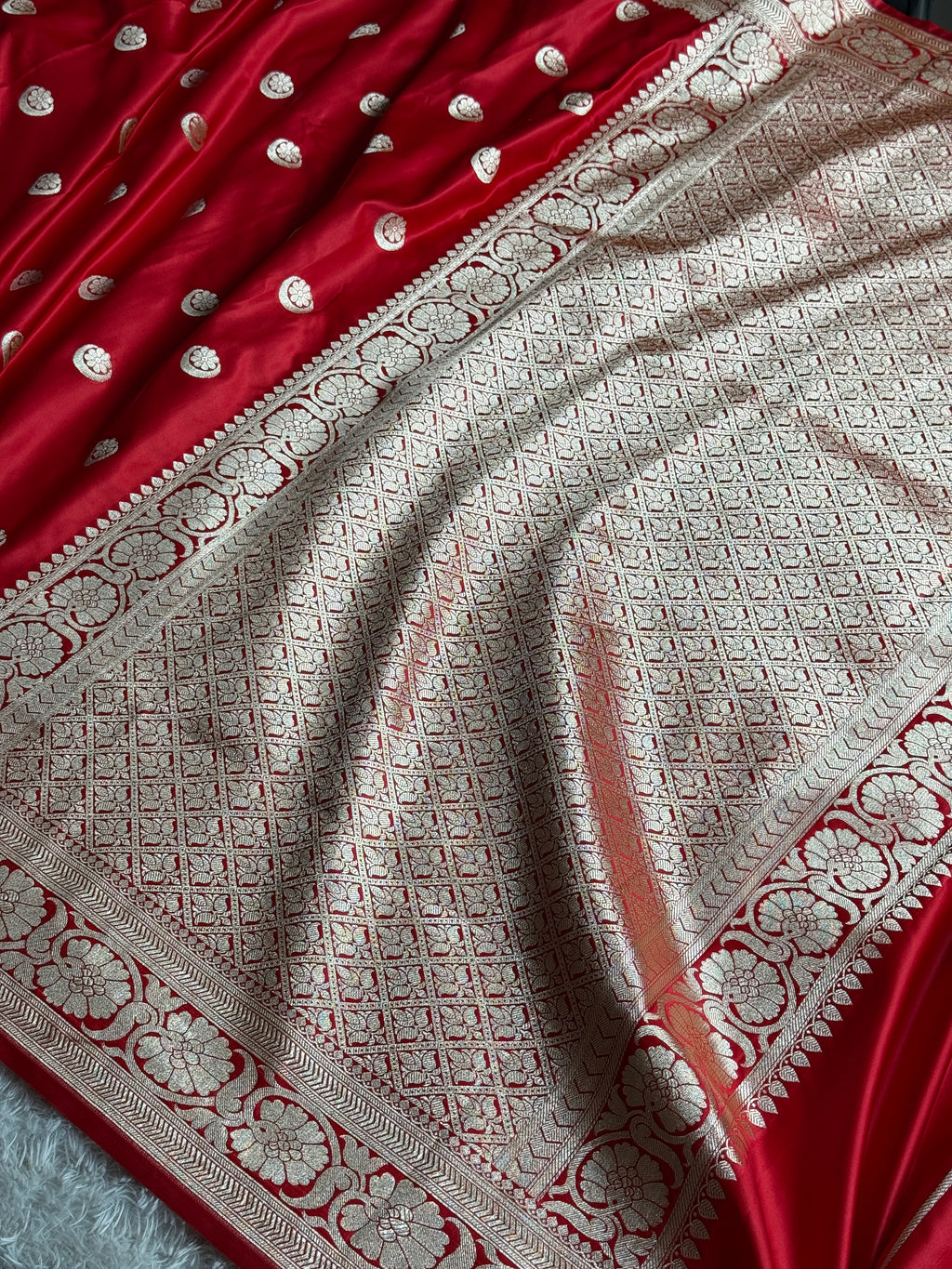 Royal Red Mashru Kataan Silk Saree with Rich Banarasi Weaving – MKS669