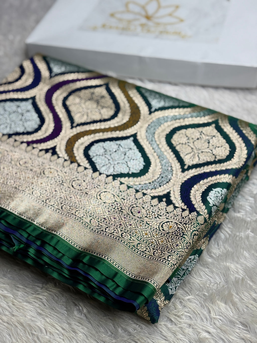Peacock Green Banarasi Mashru Silk Saree with Meena Jaal Rangkaat Weaving MKS231
