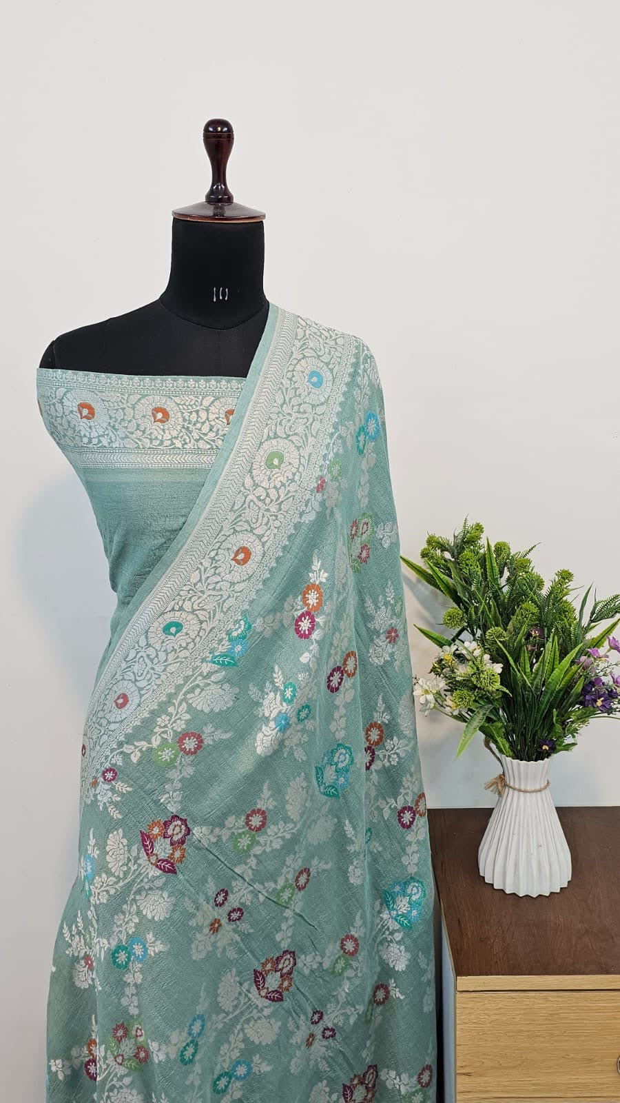 Pure Silk Tussar Banarasi Saree with All-over Meenakari Jaal Woven Pattern TSS12
