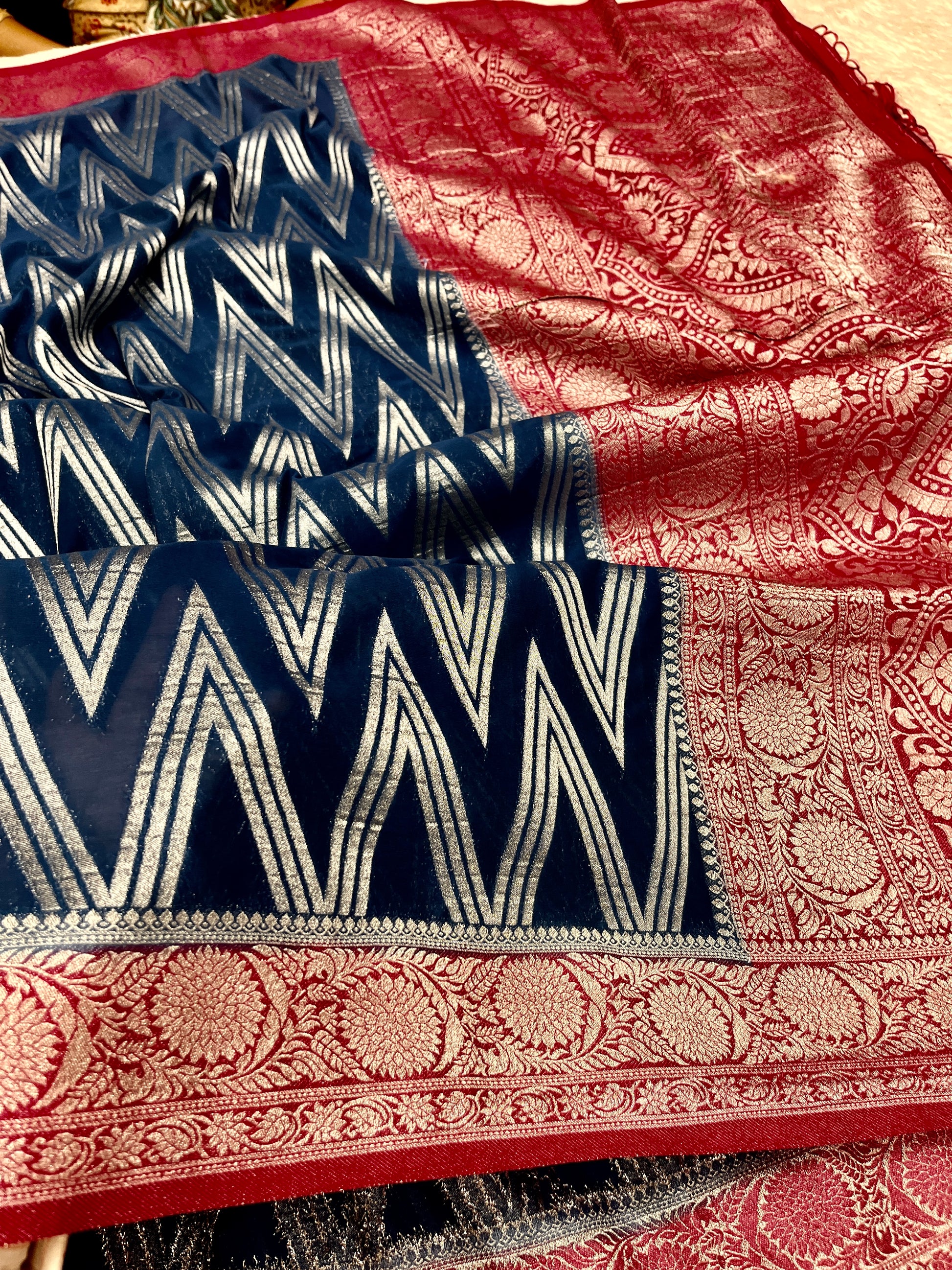 Chinon Silk Zig Zag Design Navy with Red Color Saree CN09