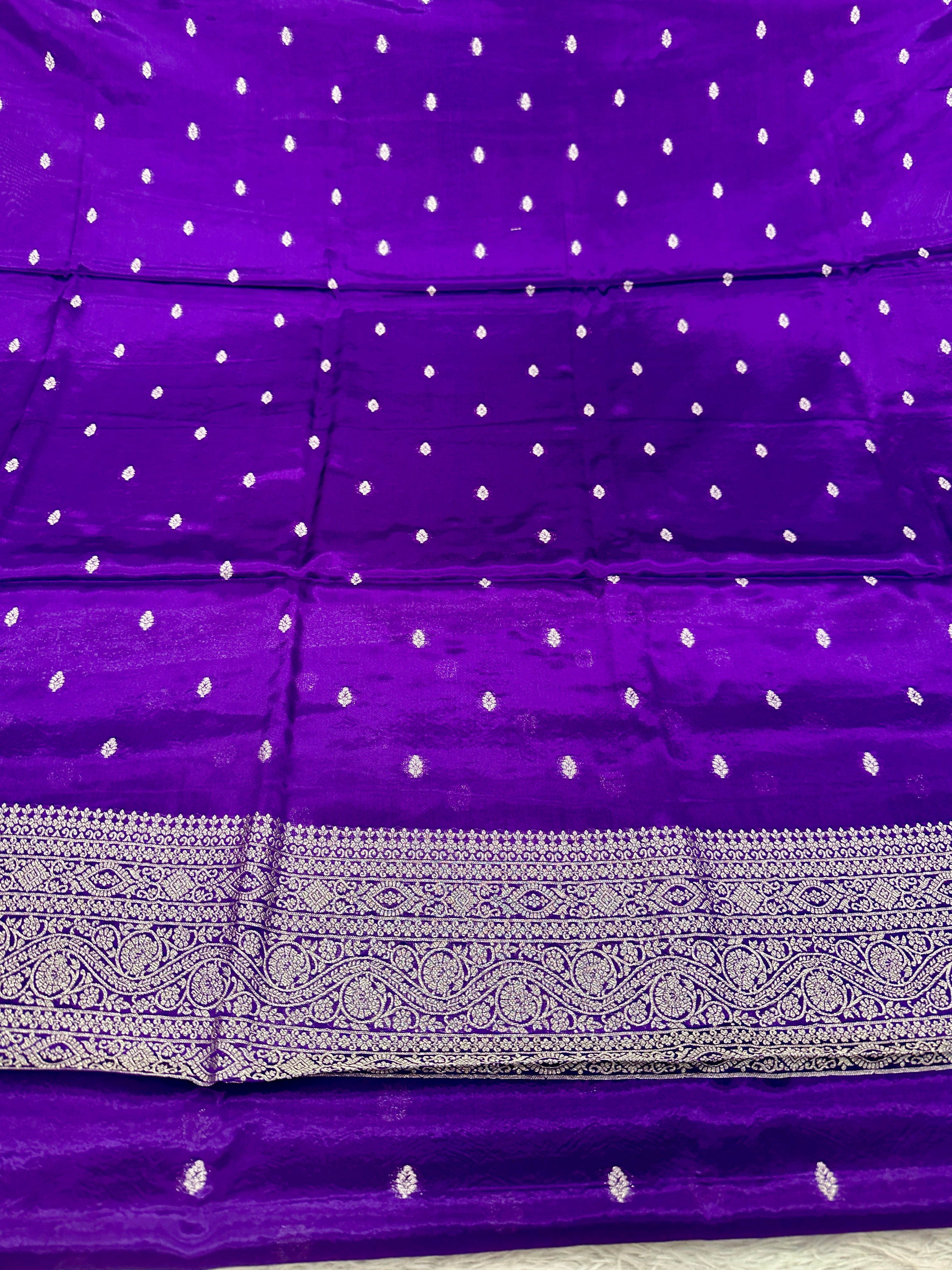 ✨ Banarasi Jacquard Gap Buti HO Silk 3-Piece Unstitched Dress Material MSS14