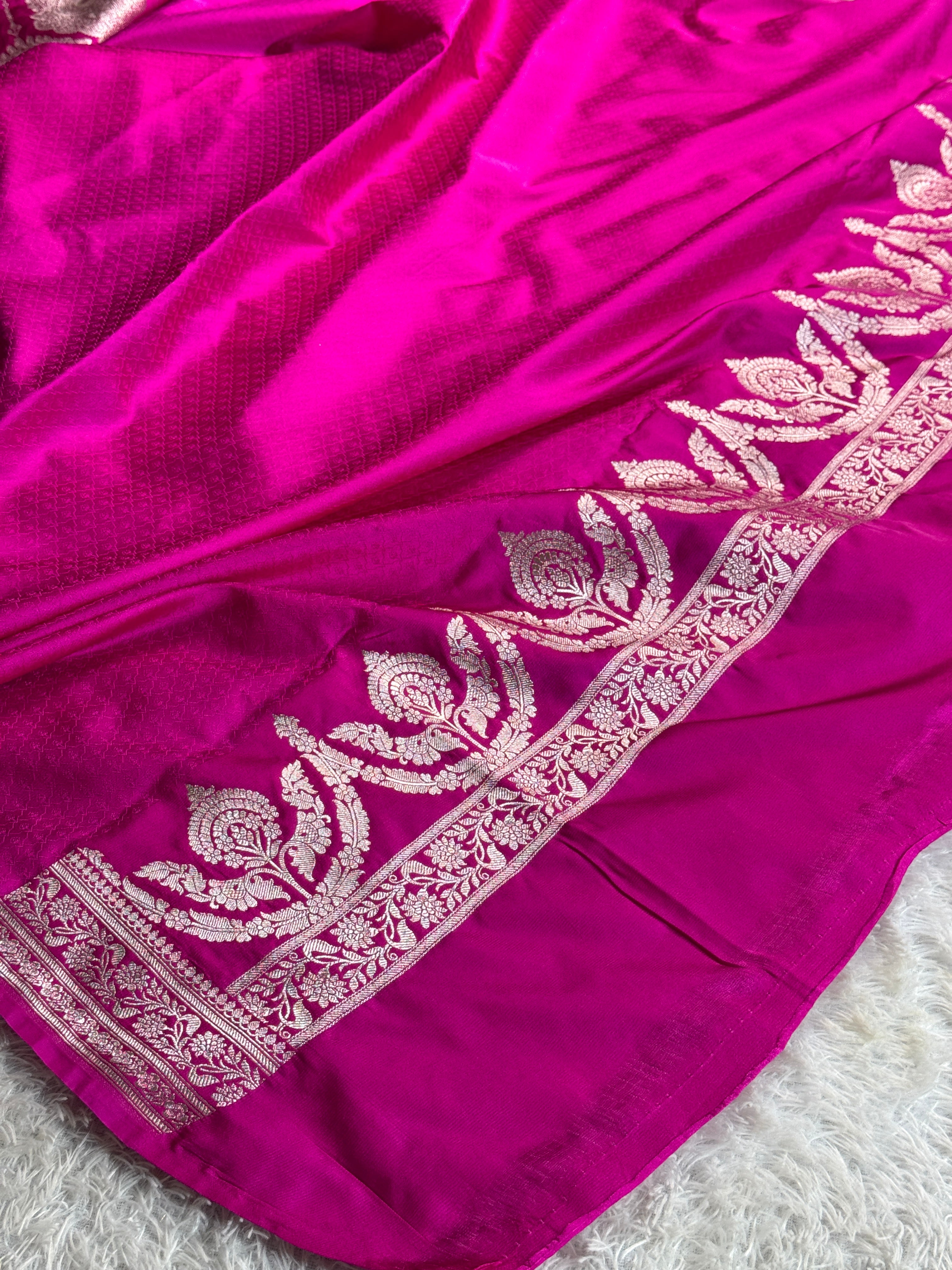 Royal Blue Mashru Kataan Silk Saree with Buta Woven Design & Rani Pink Contrast | MKS629