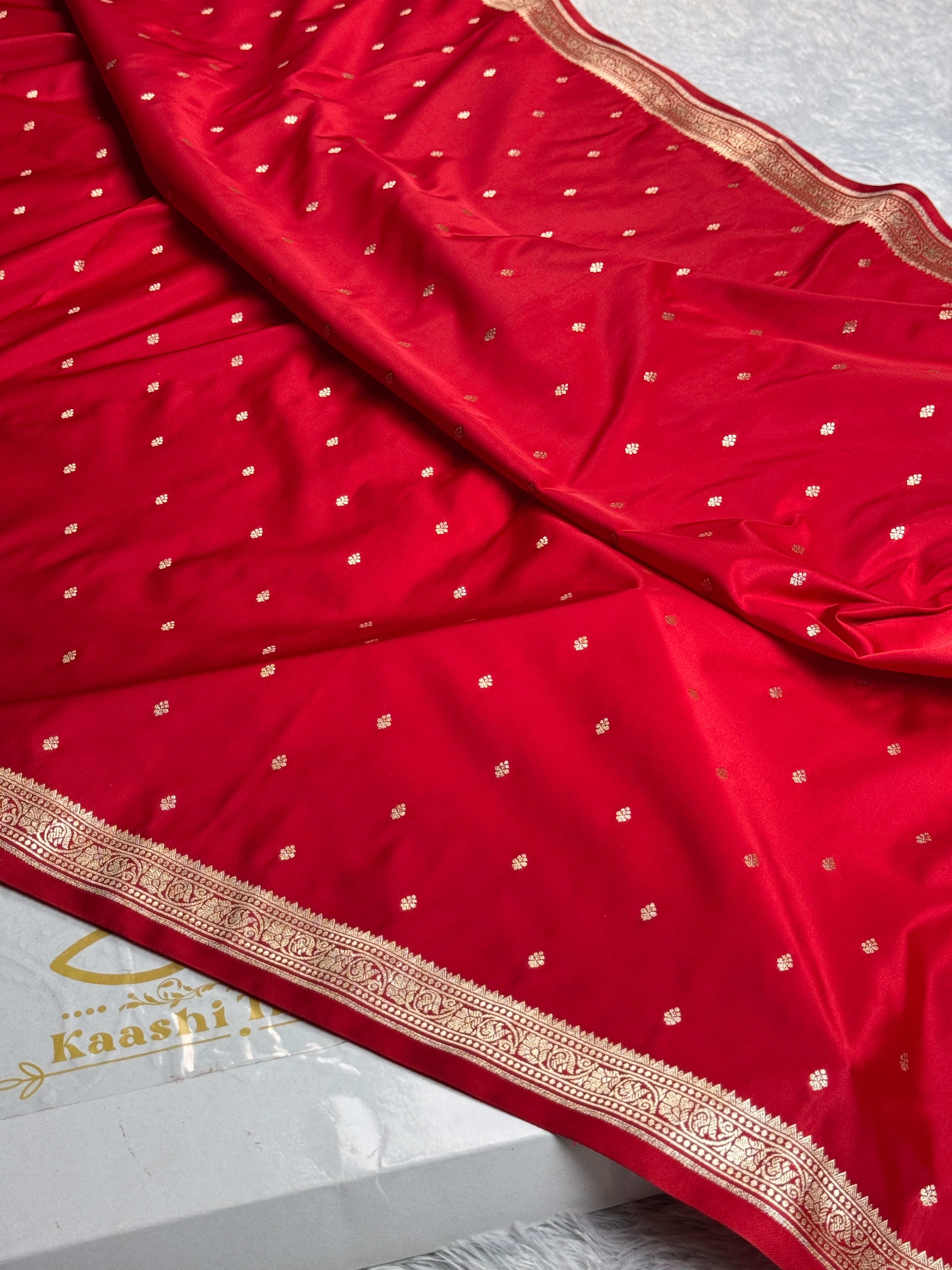 Royal Red Banarasi Satin Mashru Silk Saree with Matter Buti Zari Weaving & Scalloped Border – MKS505