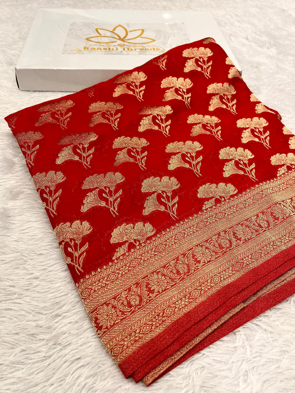 Chinon Silk Dual Flower Design Red  Color Saree CN05