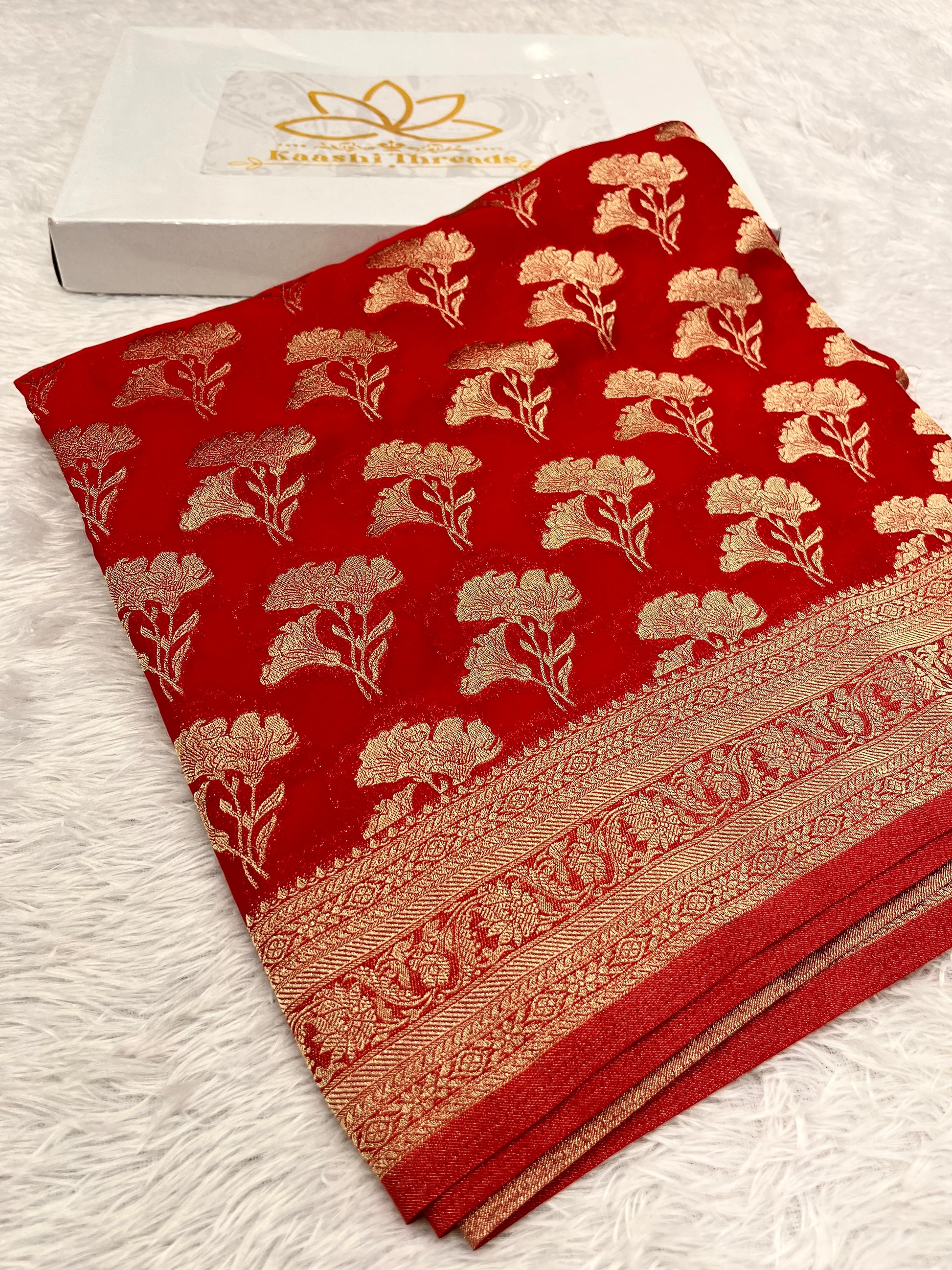 Chinon Silk Dual Flower Design Red  Color Saree CN05