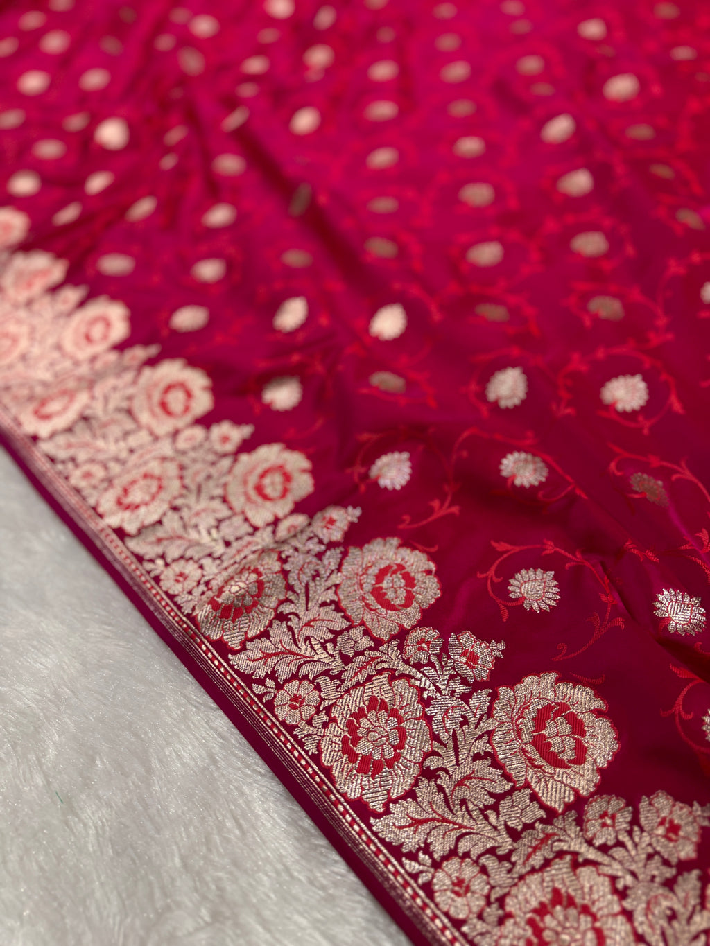 Rani Banarasi Mashru Kataan Silk Saree with Tanchoi Floral Woven Pattern & Fancy Banarasi Border MKS0102