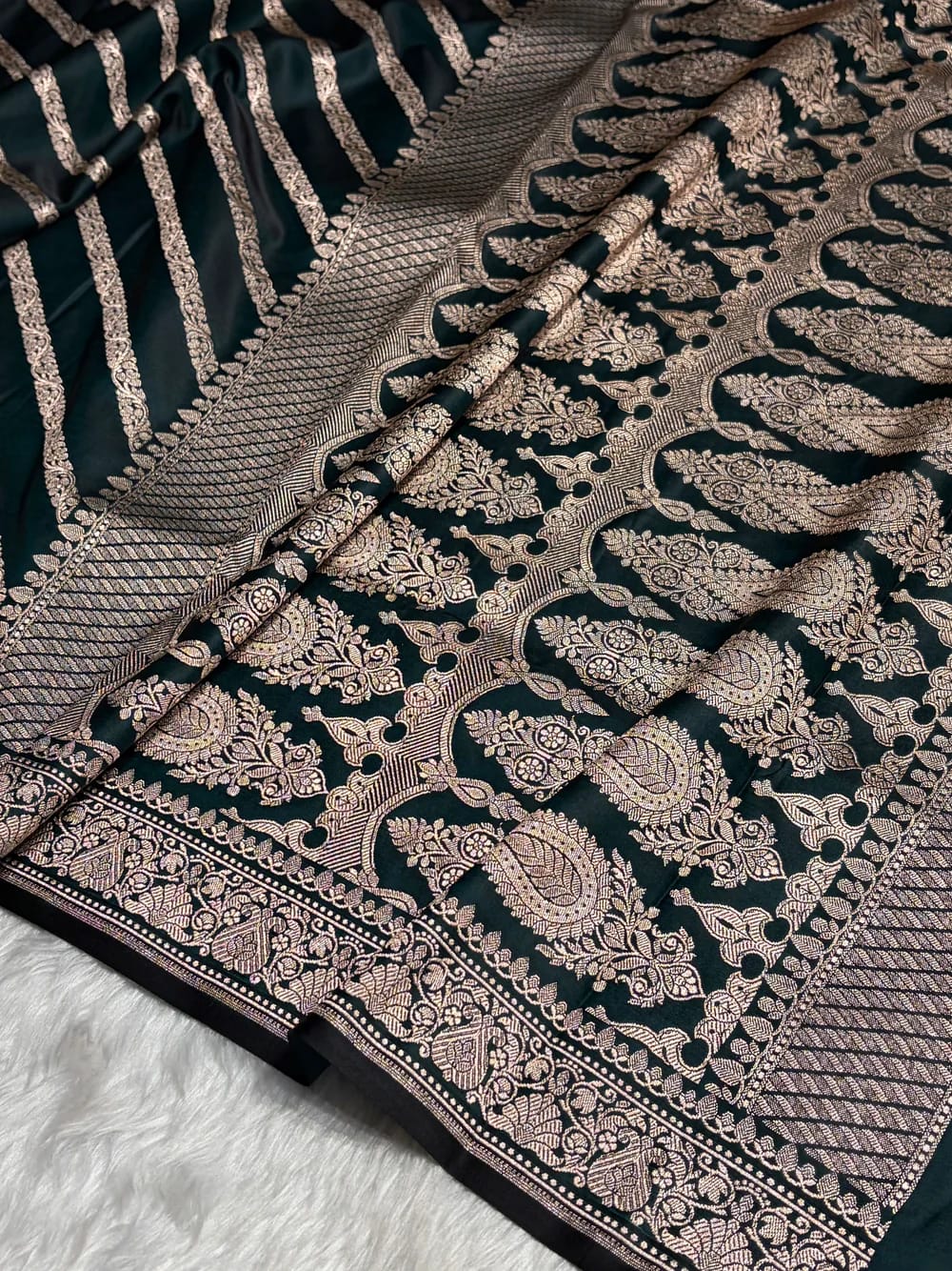 Banarasi Mashru Kataan Silk Saree Featuring Aaddha Zari Weave with Rich Zari Pallu – MKS413