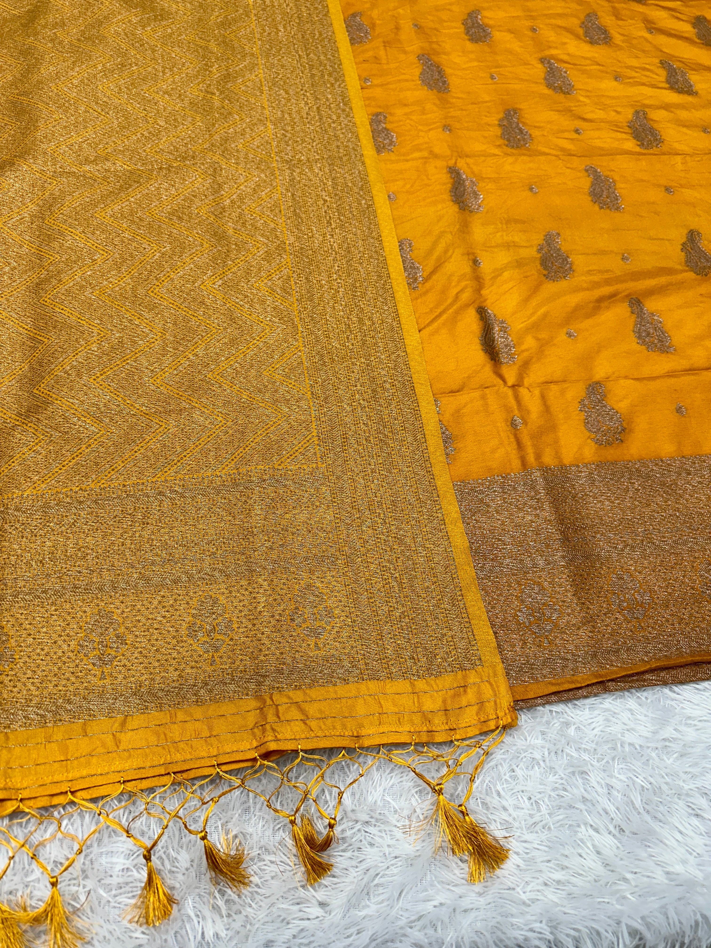 Banarasi Soft Silk 3 Piece Ladies Suit with Antique Zari Woven Work – MSS27