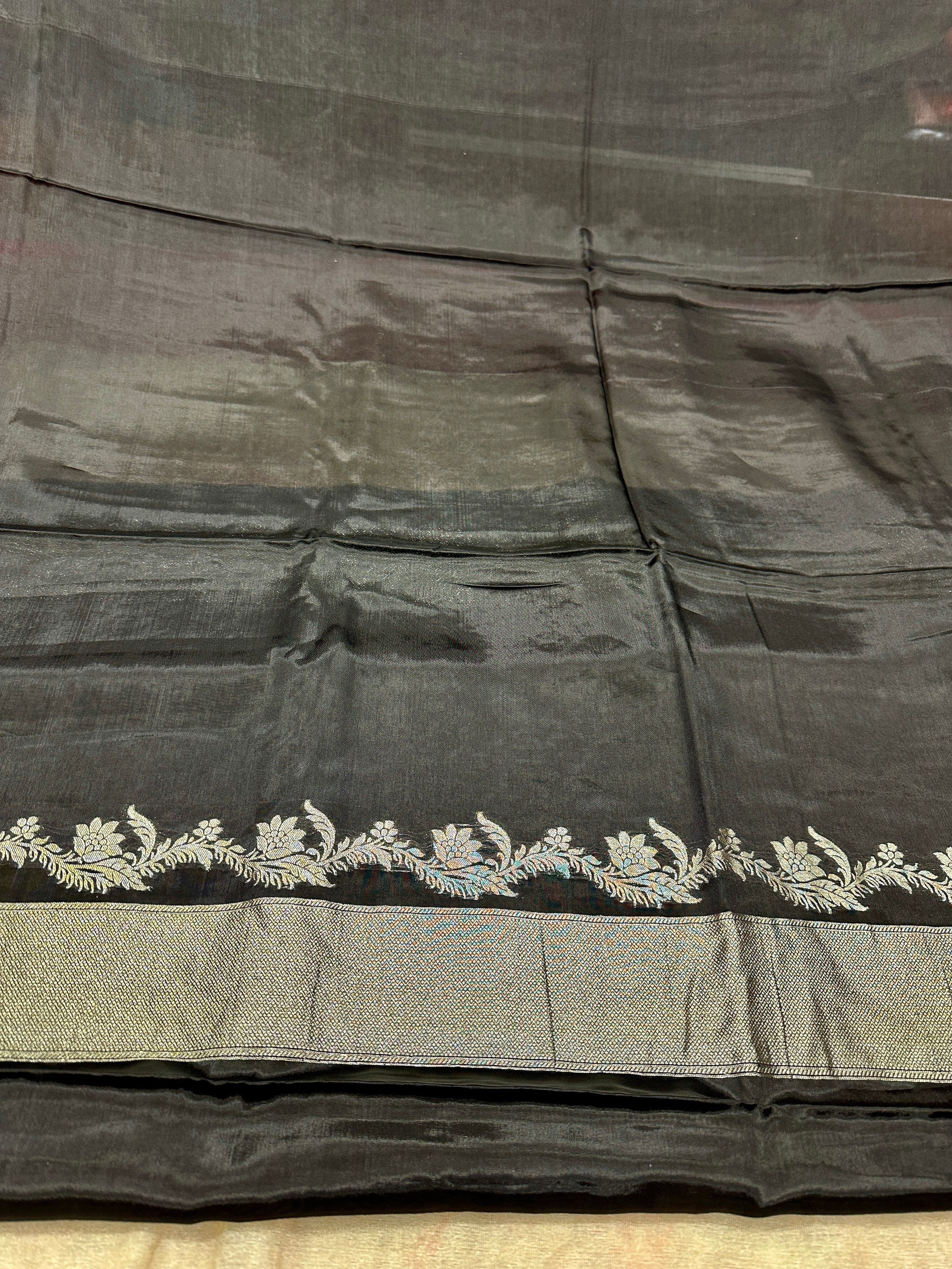 ✨ Banarasi Jacquard Gap Buti HO Silk 3-Piece Unstitched Dress Material MSS20