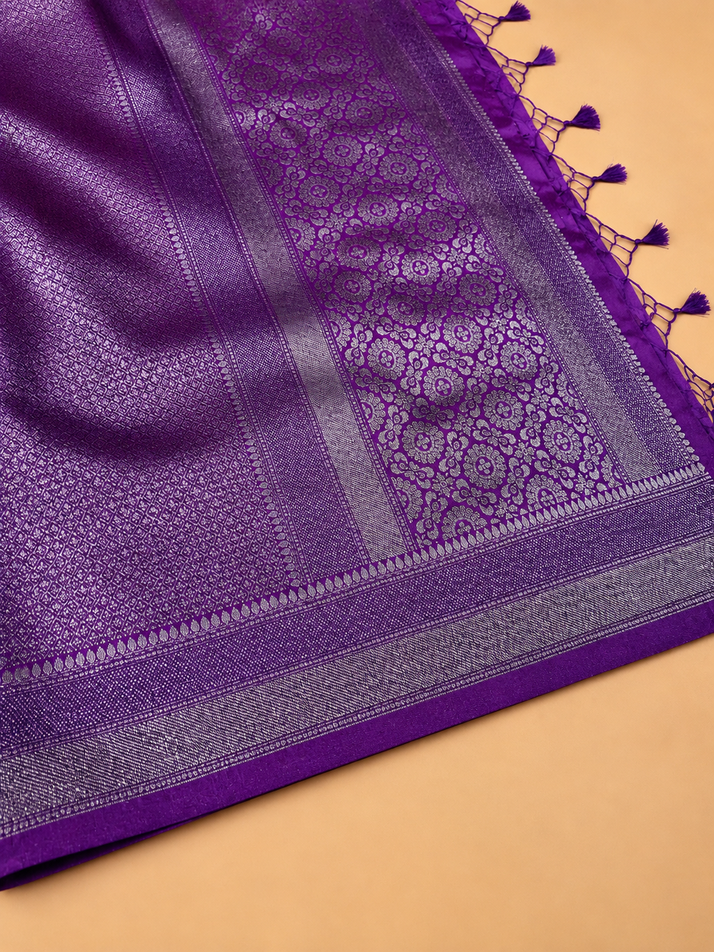 Magenta Soft Silk Saree with Rich Zari Woven Pallu | SS251