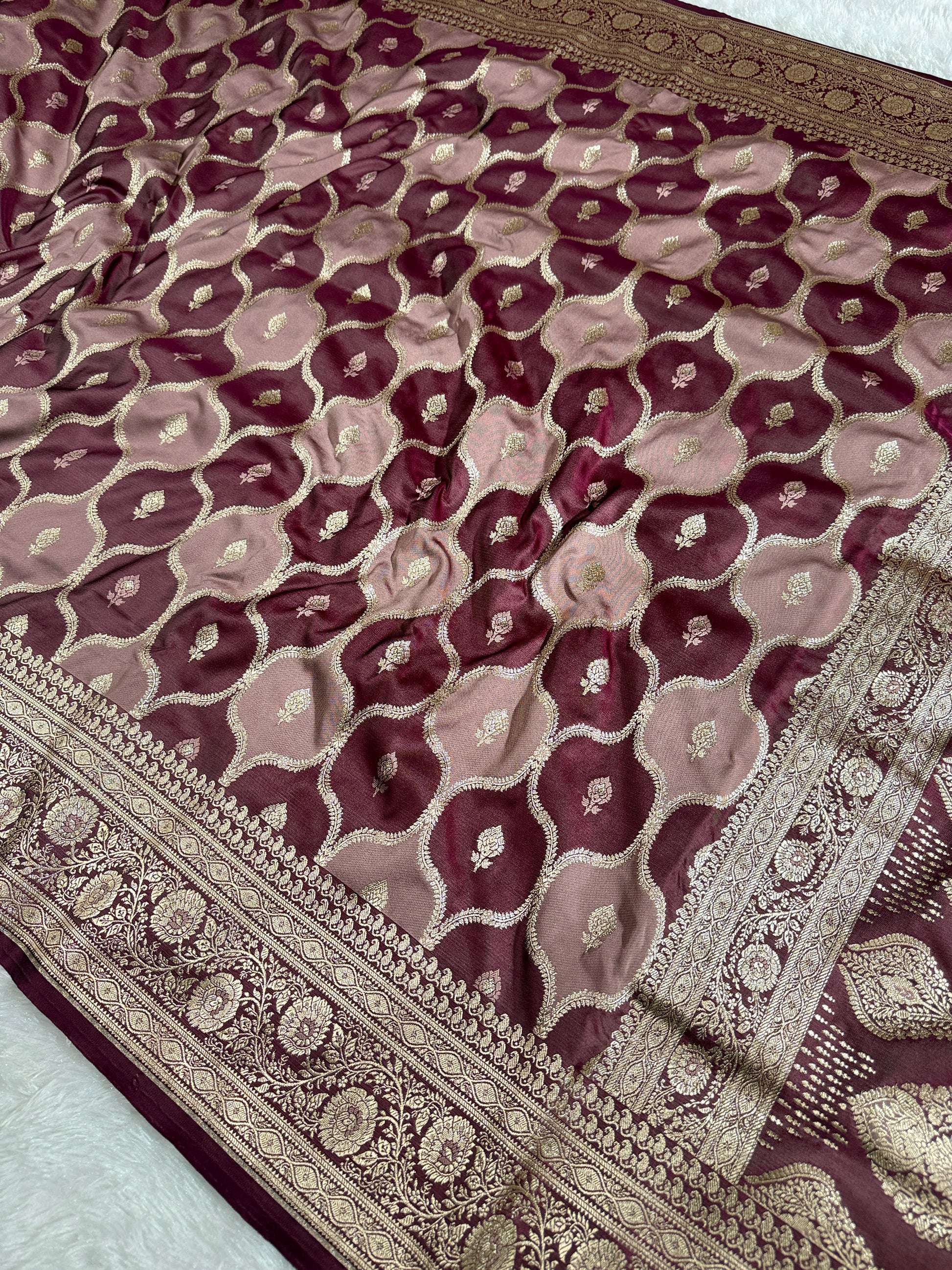 Wine & Strawberry Rangkaat Banarasi Mashru Silk Saree with Jacquard Woven Jaal Pattern MKS033