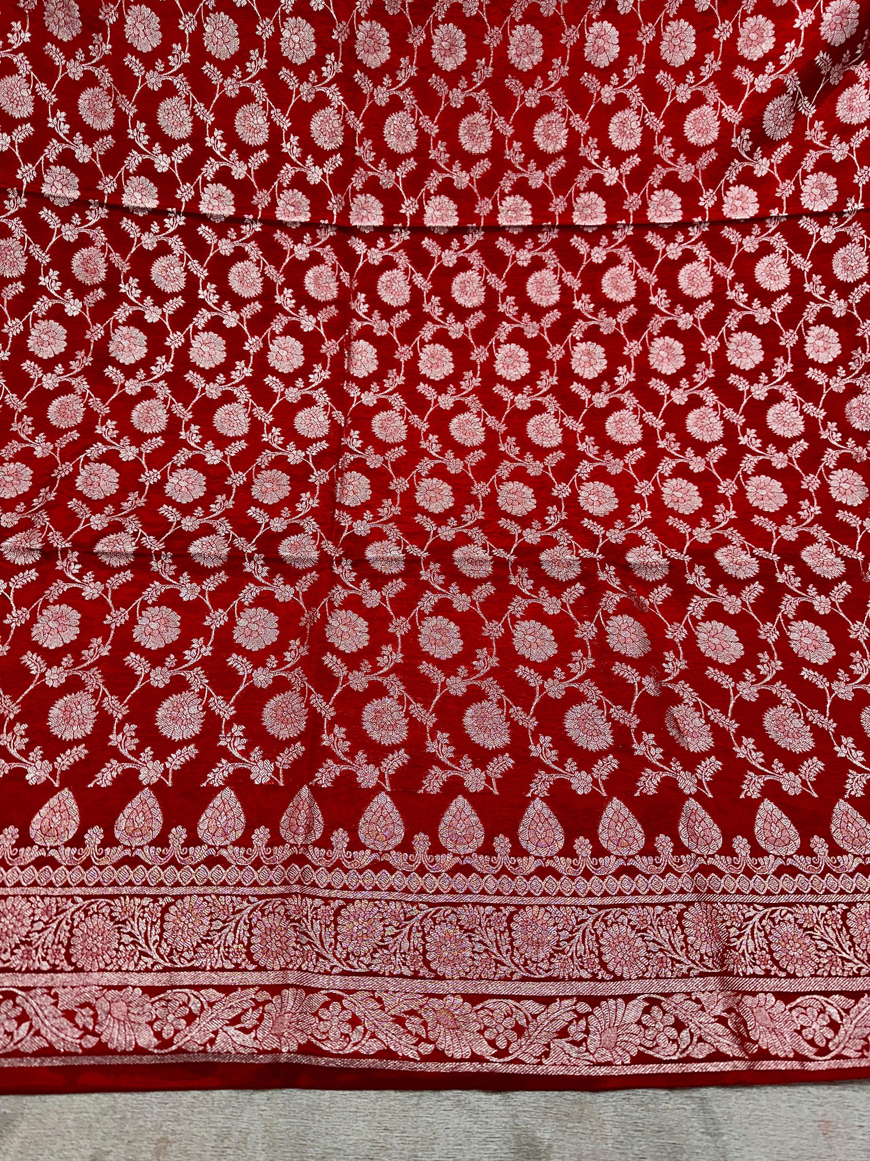 ✨ Banarasi Jacquard Gap Buti HO Silk 3-Piece Unstitched Dress Material MSS23