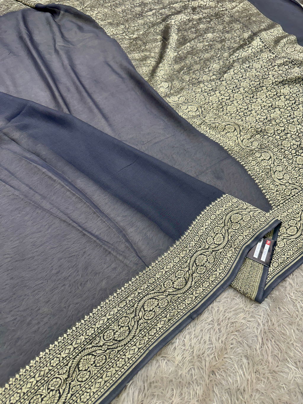 Elegant Pure Silk Khaddi Georgette Saree with Rich Nimzari Woven Border, Pallu & Blouse PS151
