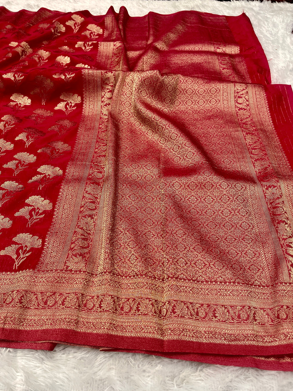 Chinon Silk Dual Flower Design Rani Color Saree CN05