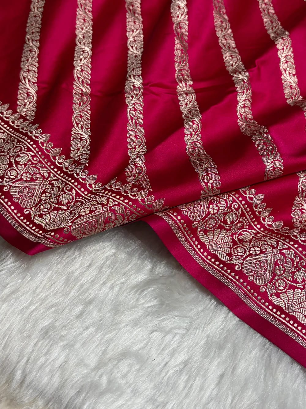 Banarasi Mashru Kataan Silk Saree Featuring Aaddha Zari Weave with Rich Zari Pallu – MKS413