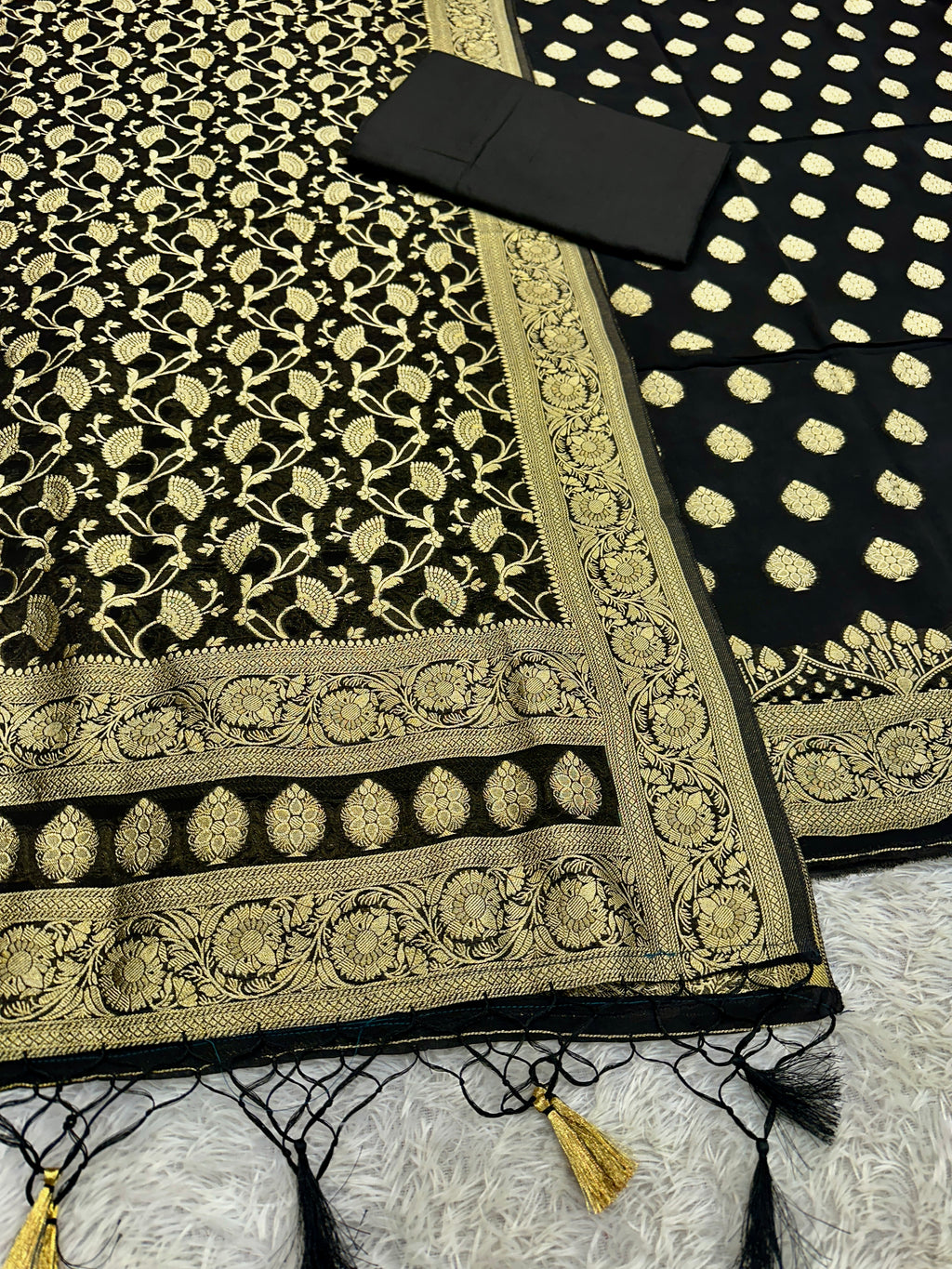 Banarasi Jacquard Zari Georgette Suit Dress – 3 Pc Set MSS21