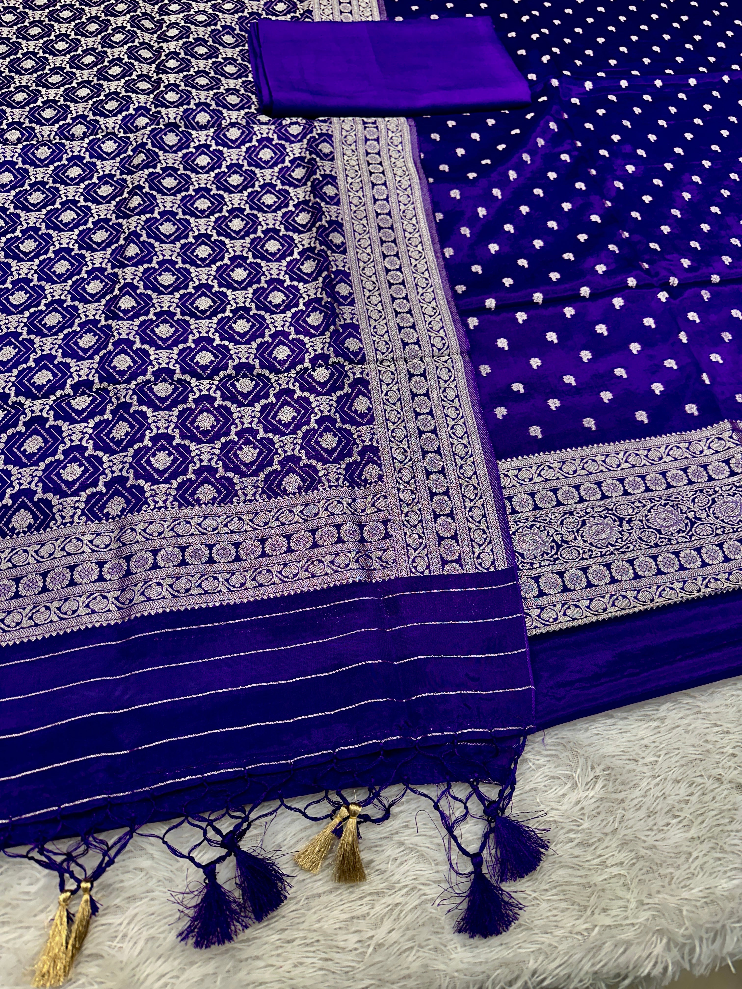 ✨ Banarasi Jacquard Gap Buti HO Silk 3-Piece Unstitched Dress Material MSS17