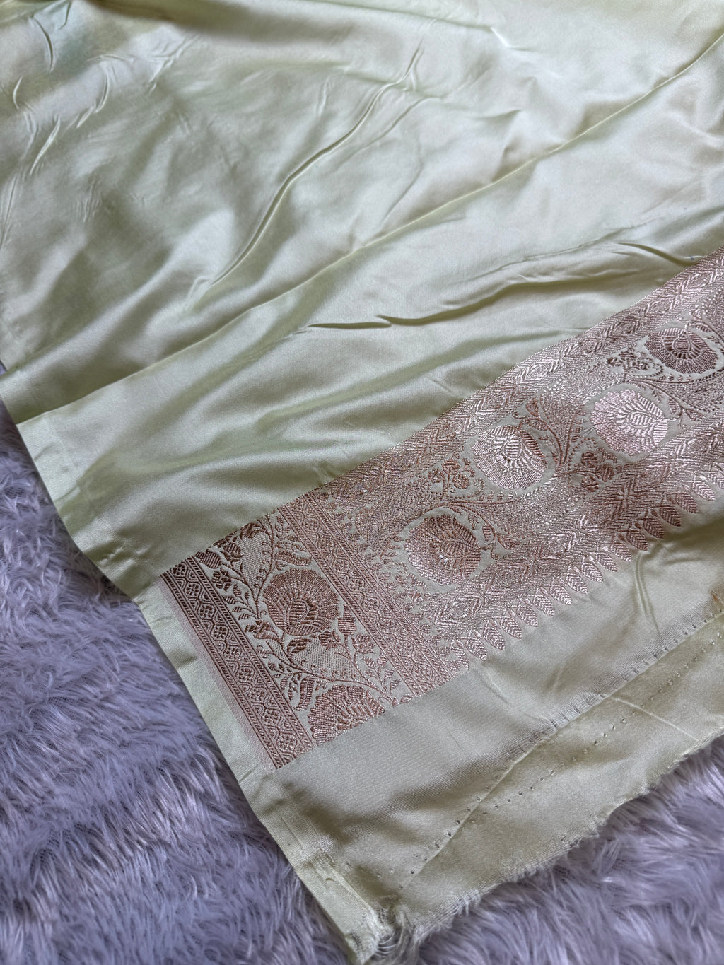 English Color Rangkaat Mashru kataan Silk Saree MKS093