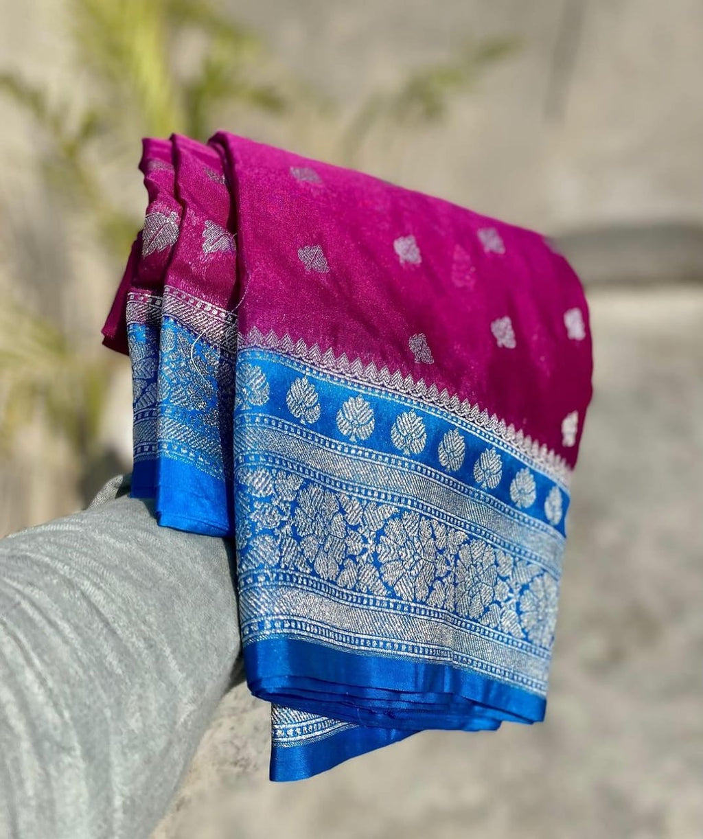 Semi Georgette Silk Saree with Leaf Buta & Rich Zari Pallu – SM61