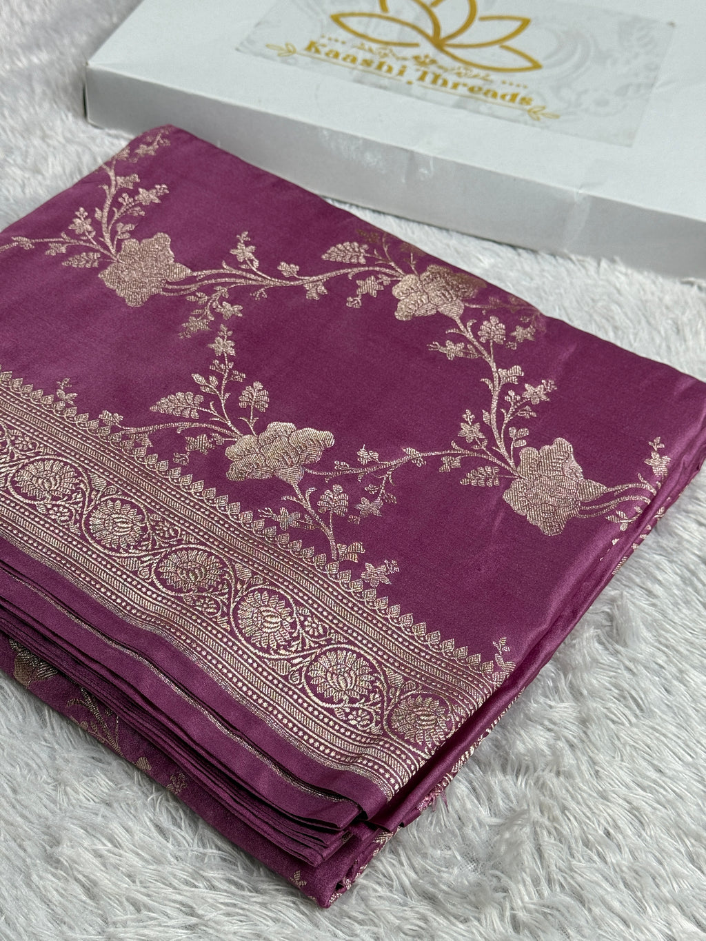 Strawberry Banarasi Mashru Silk Saree with Jacquard Woven Jaal Design & Fancy Border MKS141