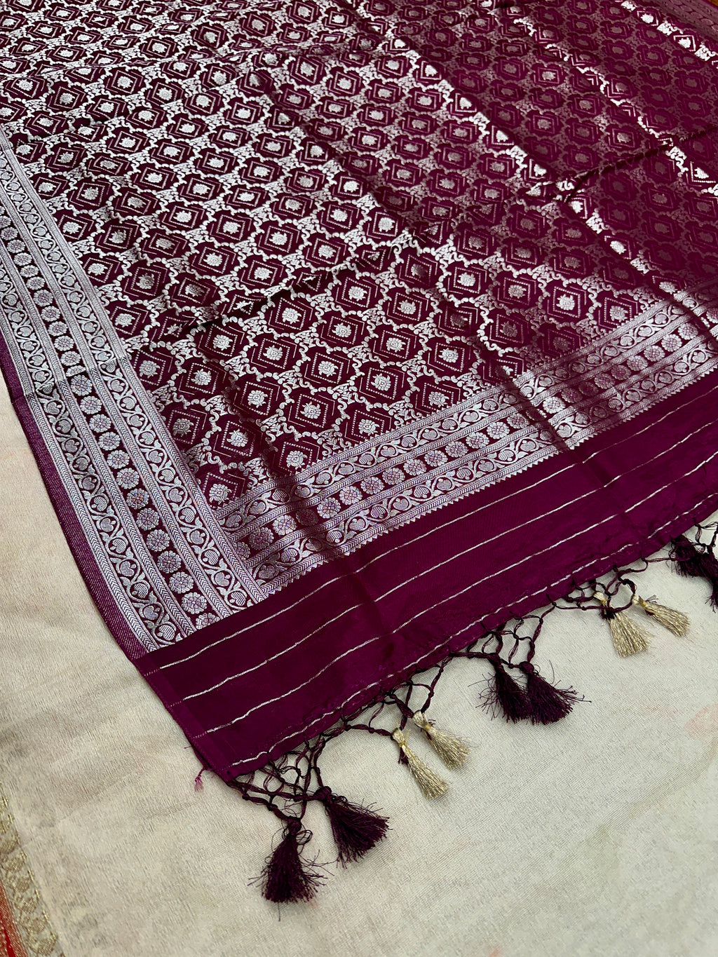 ✨ Banarasi Jacquard Gap Buti HO Silk 3-Piece Unstitched Dress Material MSS17