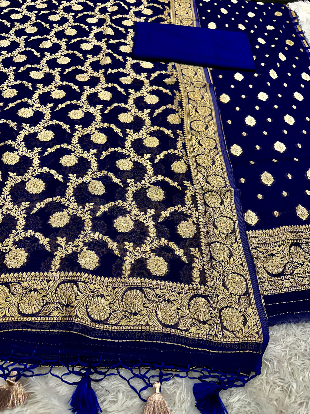 ✨ Banarasi Viscose Georgette Suit Set ✨VSS11