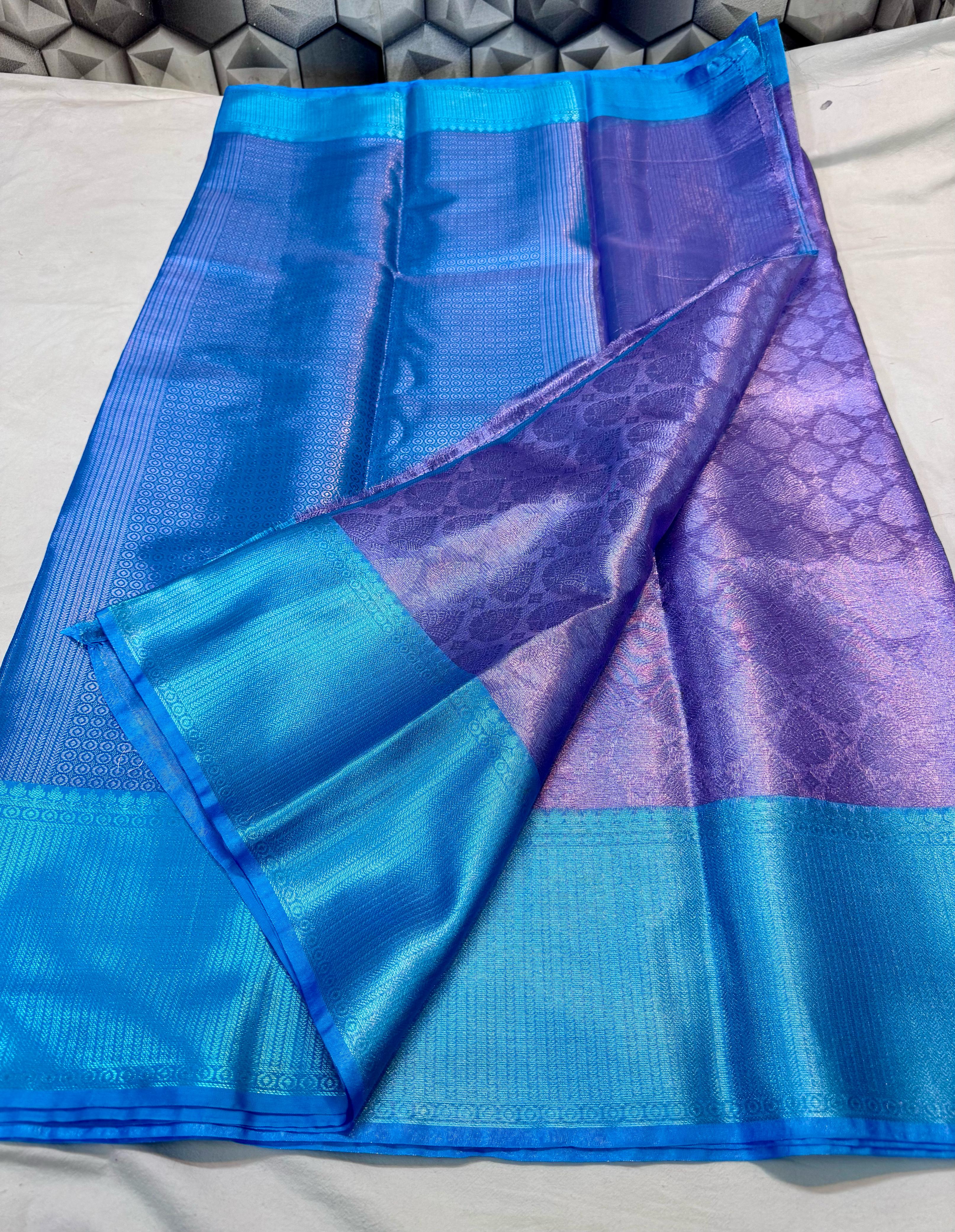 Contrast kanchi Silk Tissue Saree TS123