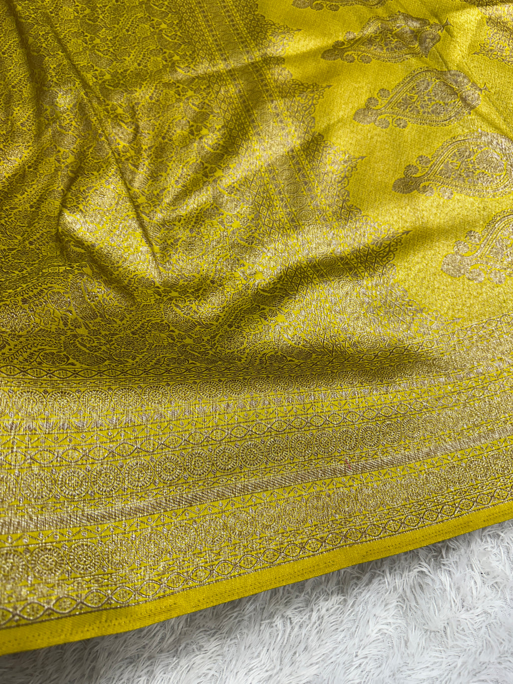 Lemon yellow Banarasi Dupion Silk Saree with Embossed Antique Zari Weaving & Rich Antique Zari Pallu | STF114