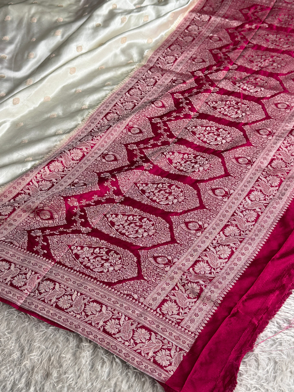 Cream & Rani Banarasi Mashru Kataan Silk Saree | MKS791