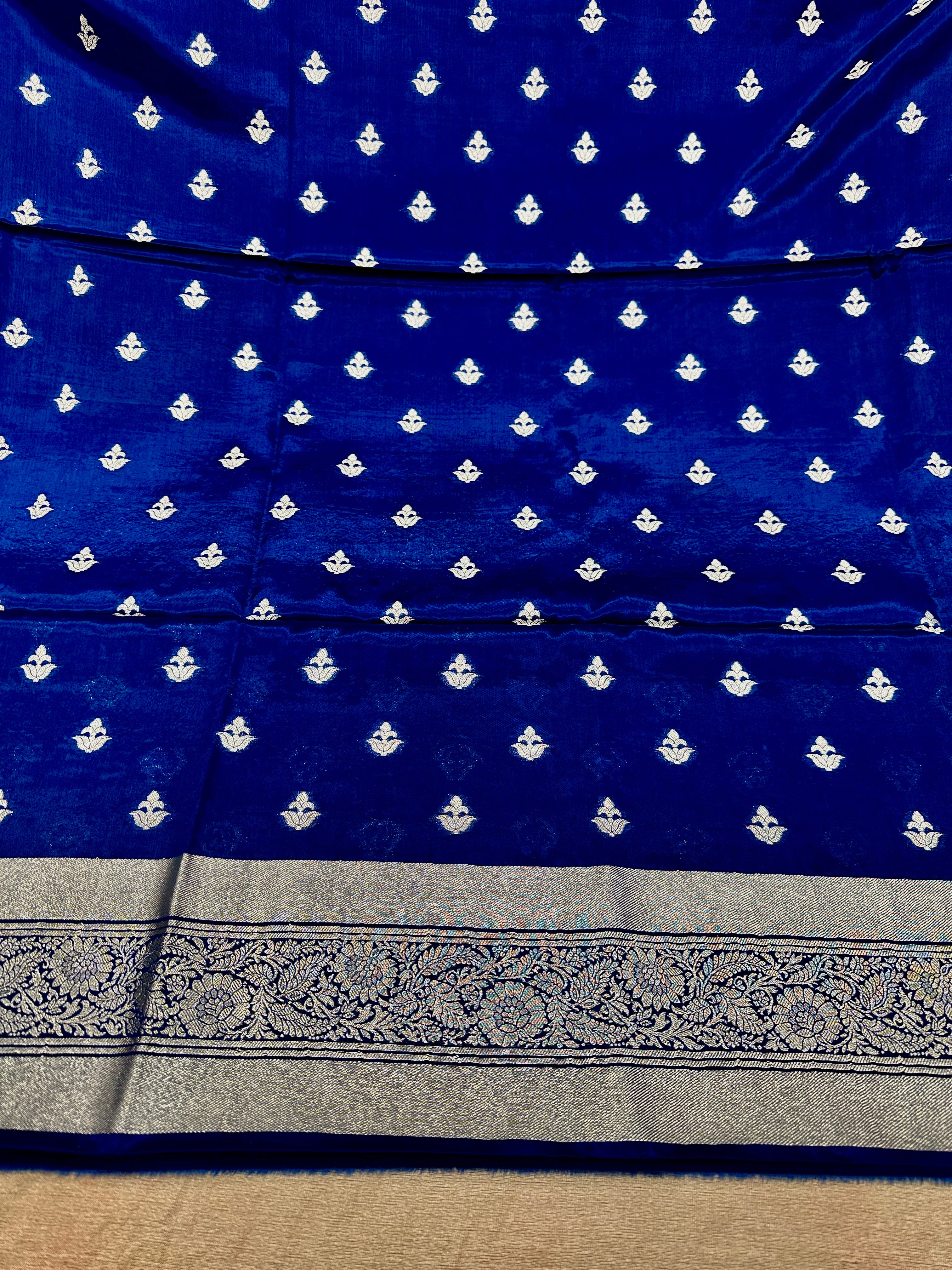 ✨ Banarasi Jacquard Gap Buti HO Silk 3-Piece Unstitched Dress Material MSS24