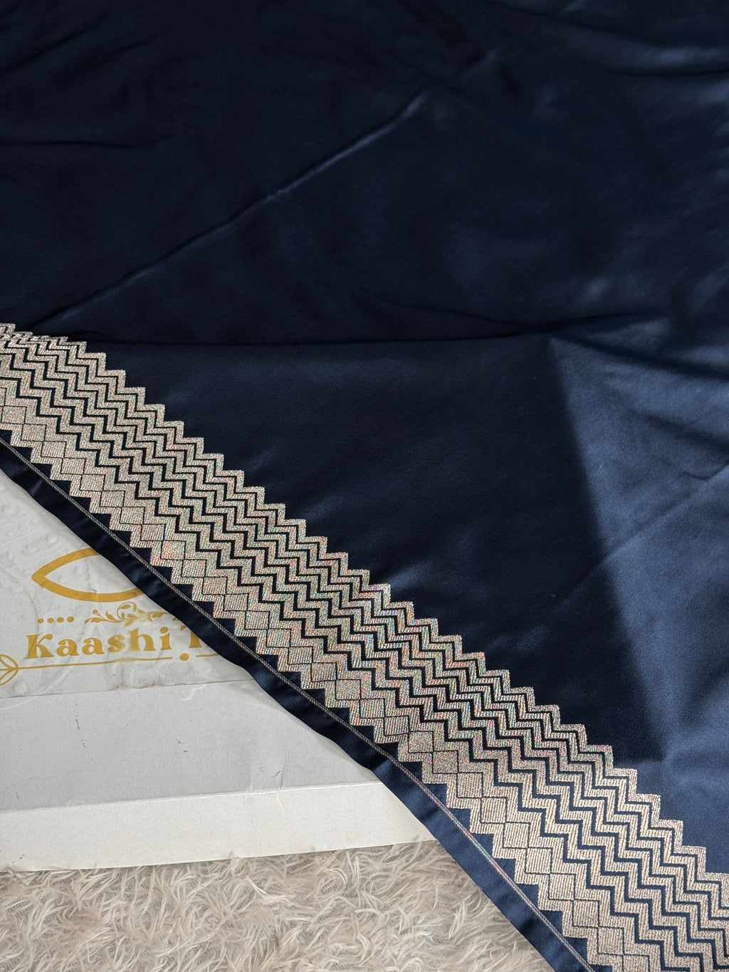 Navy Blue Mashru Kataan Silk Banarasi Saree with Paithani Zari Pallu | MKS755