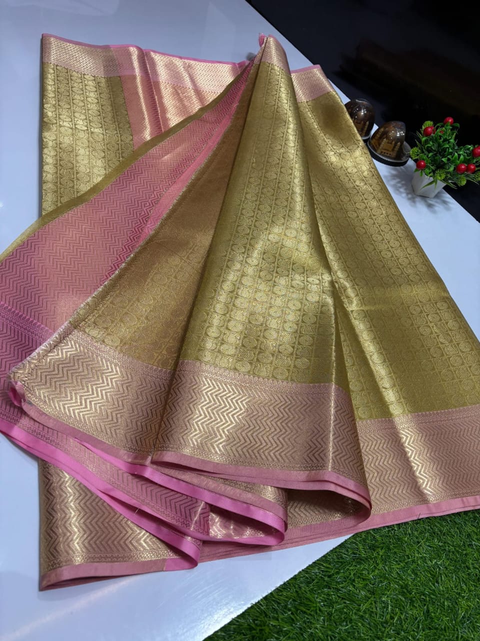 Tissue Zari Silk Saree TS109