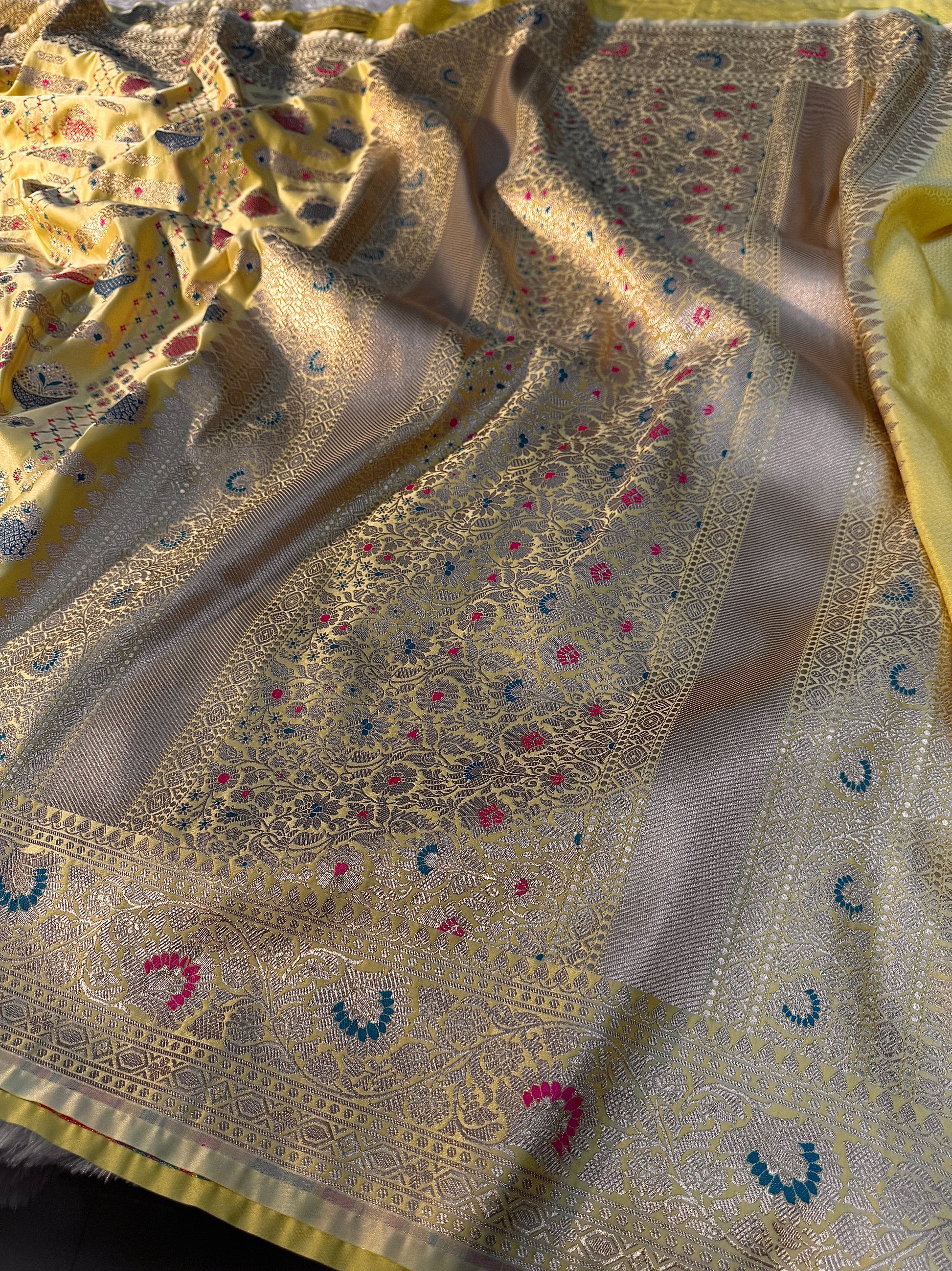 Mashru Kataan Meena flower Saree Ms14