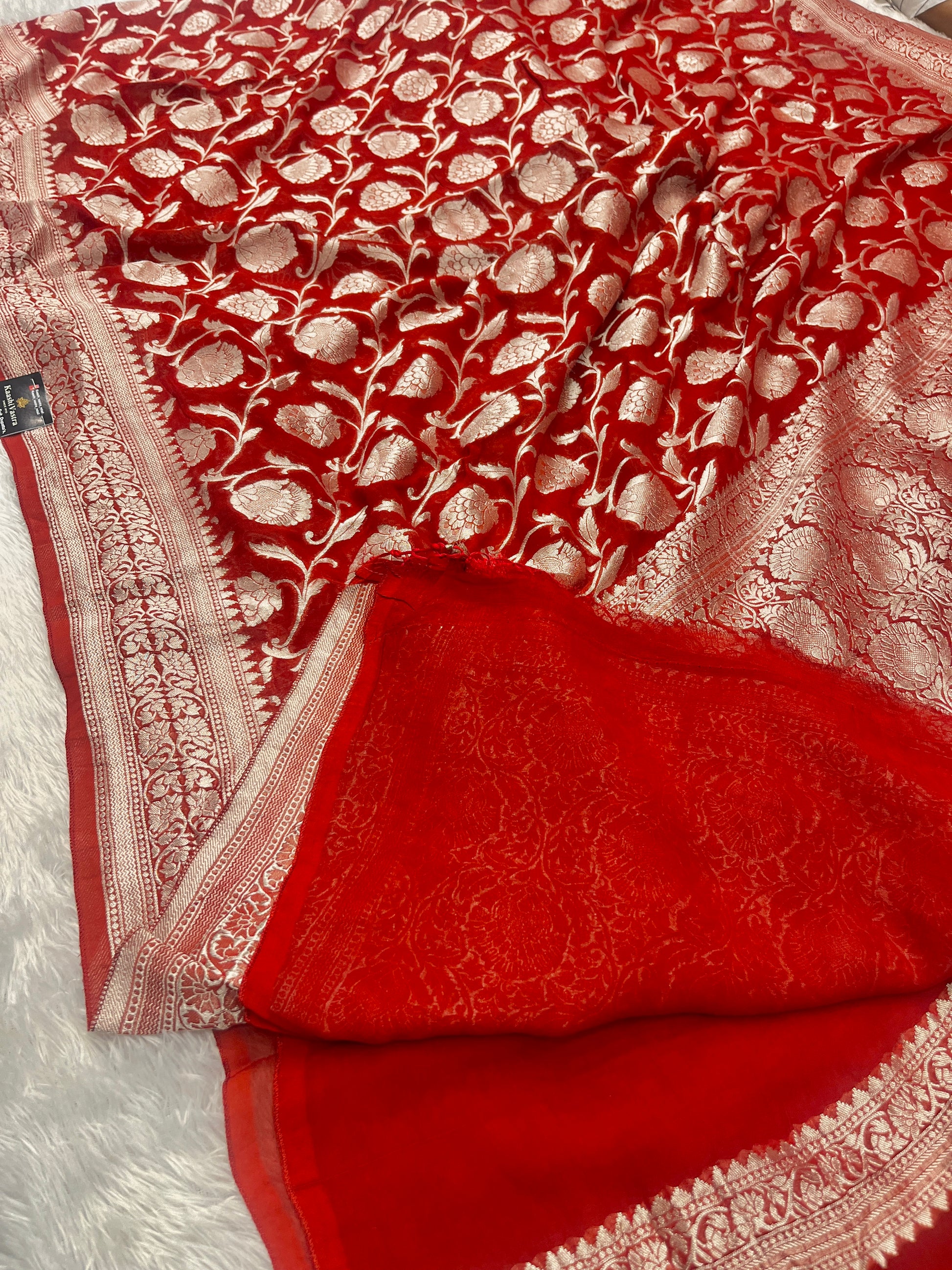 Banarsi Pure Natural Georgette Jaal Design Pattern VSG01