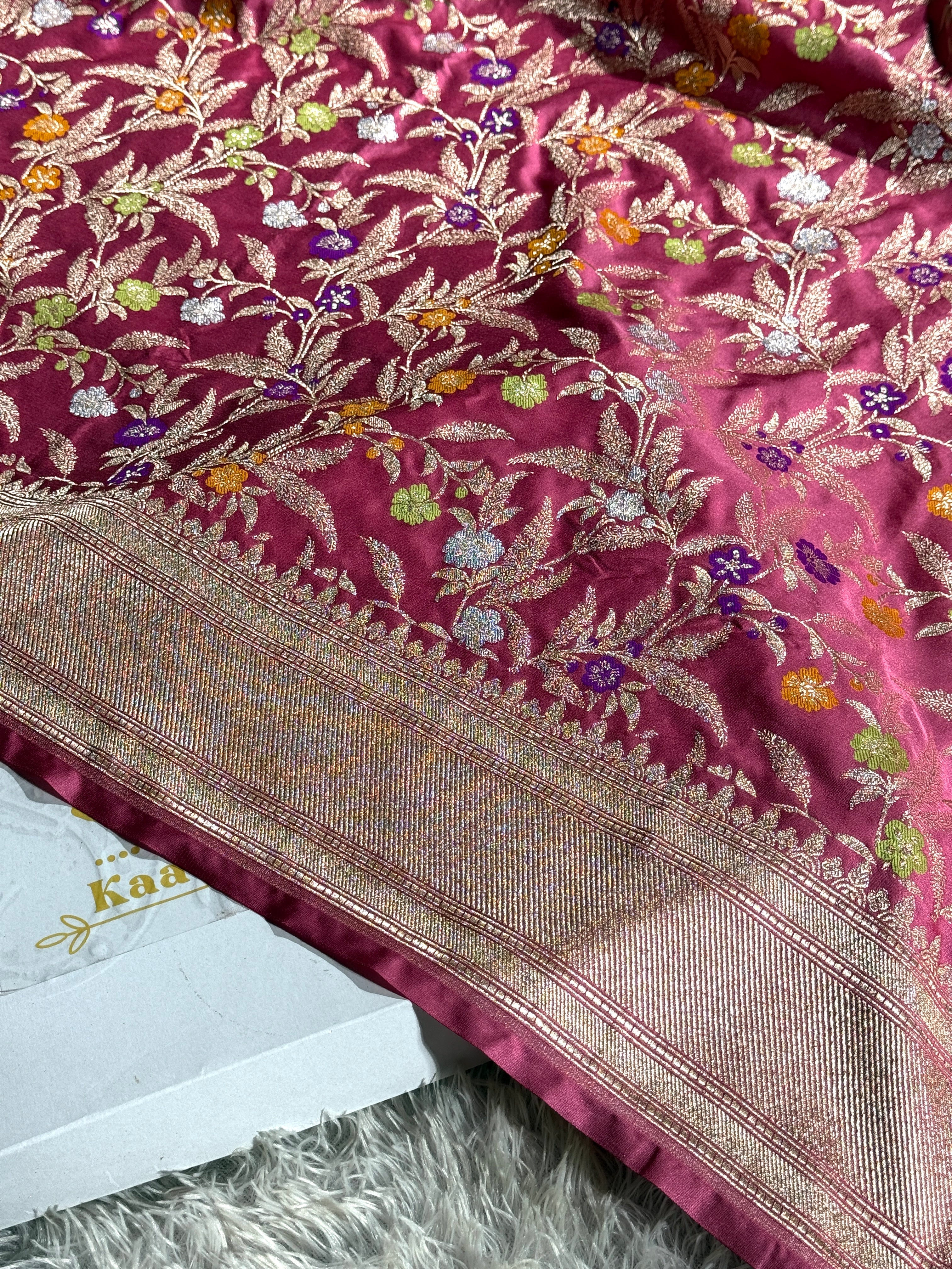 Strawberry Color Banarasi Mashru Silk Saree with Zari Meena Jangla Jaal Weave
MKS161