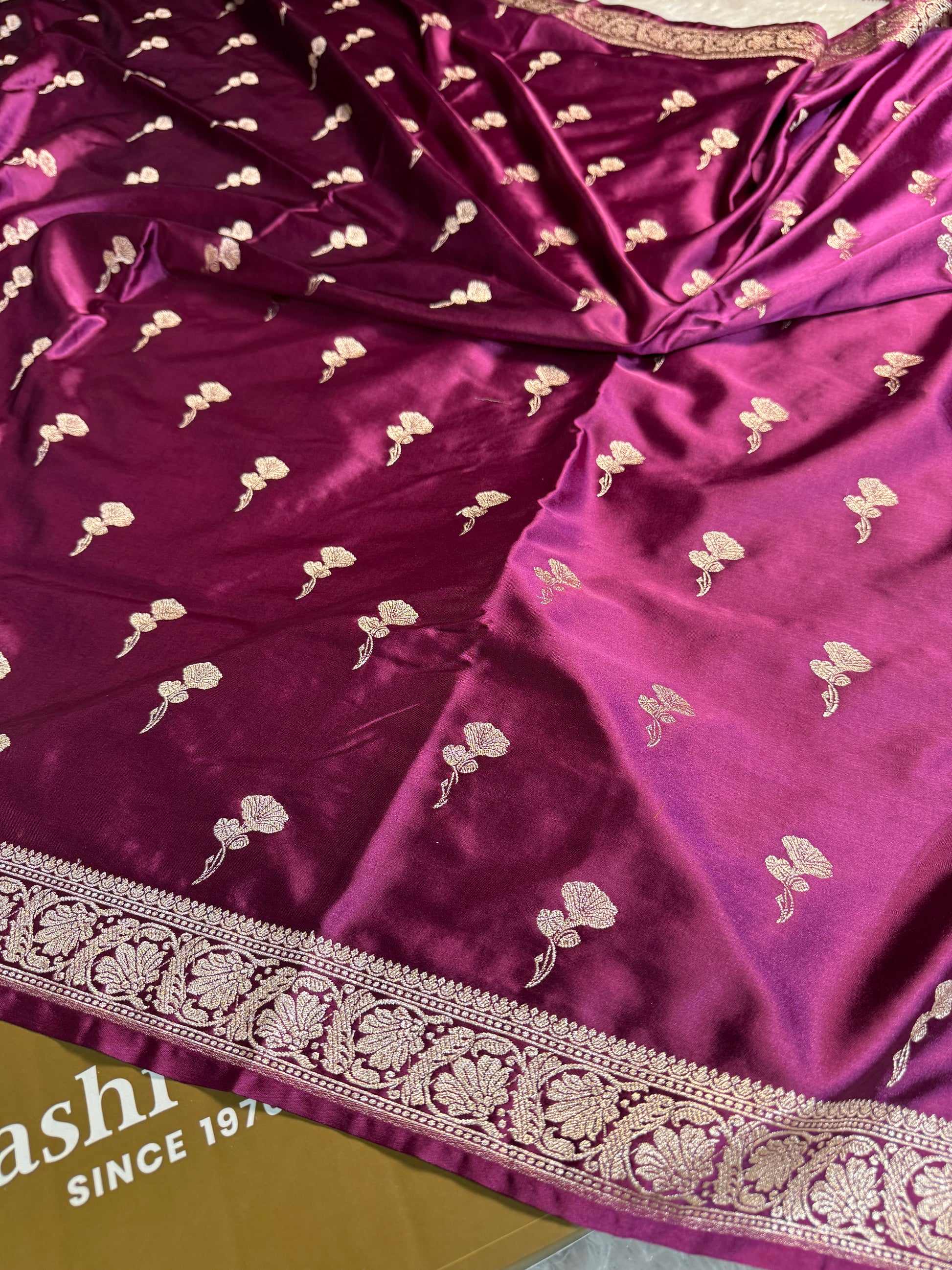 Wine Banarasi Mashru Silk Saree with Jacquard Fancy Buta Weave MKS091