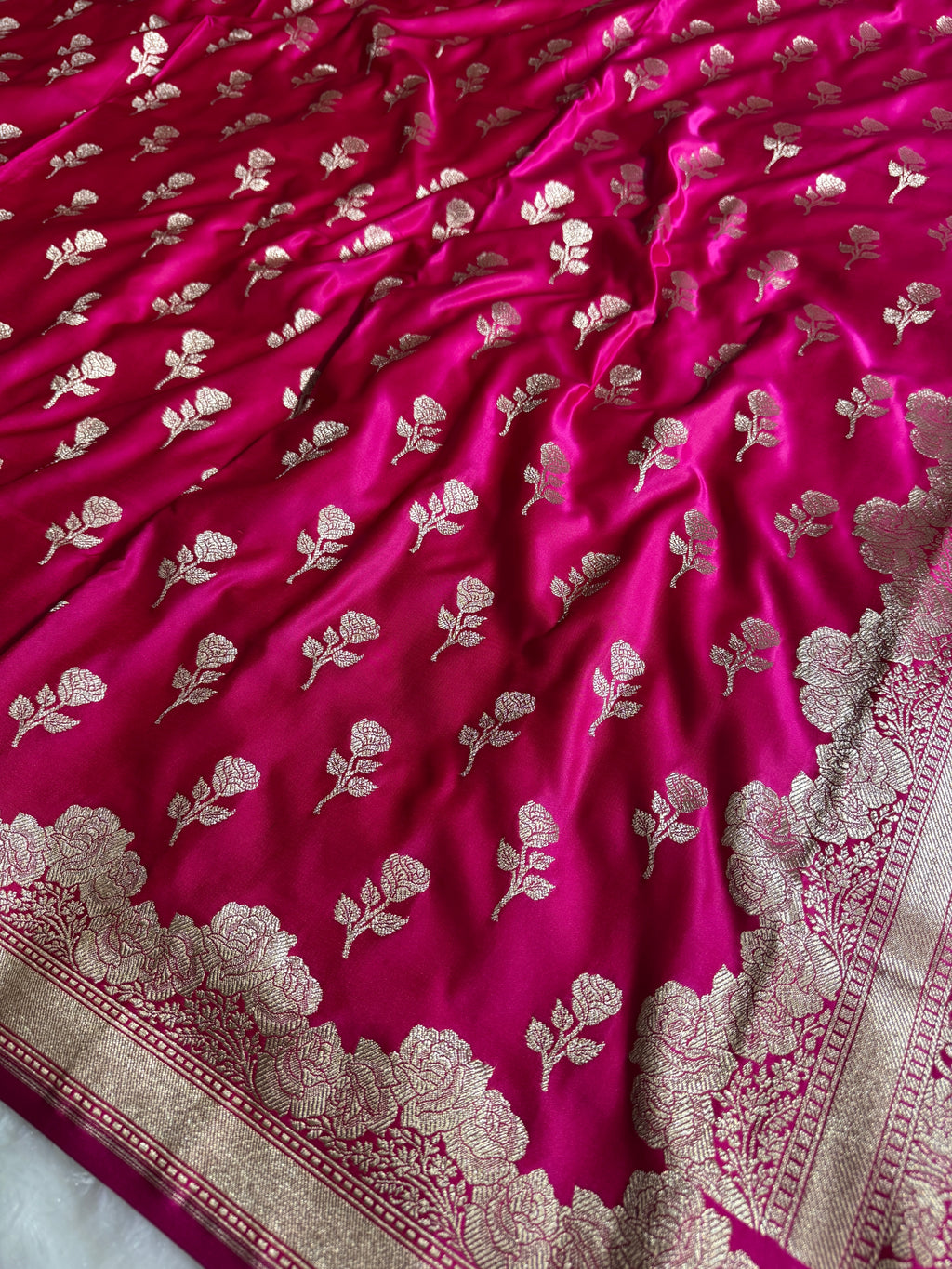Dark Pink Mashru Kataan Banarasi Saree with Zari Buta Pattern and Rupa-Sona Zari Work MKS087