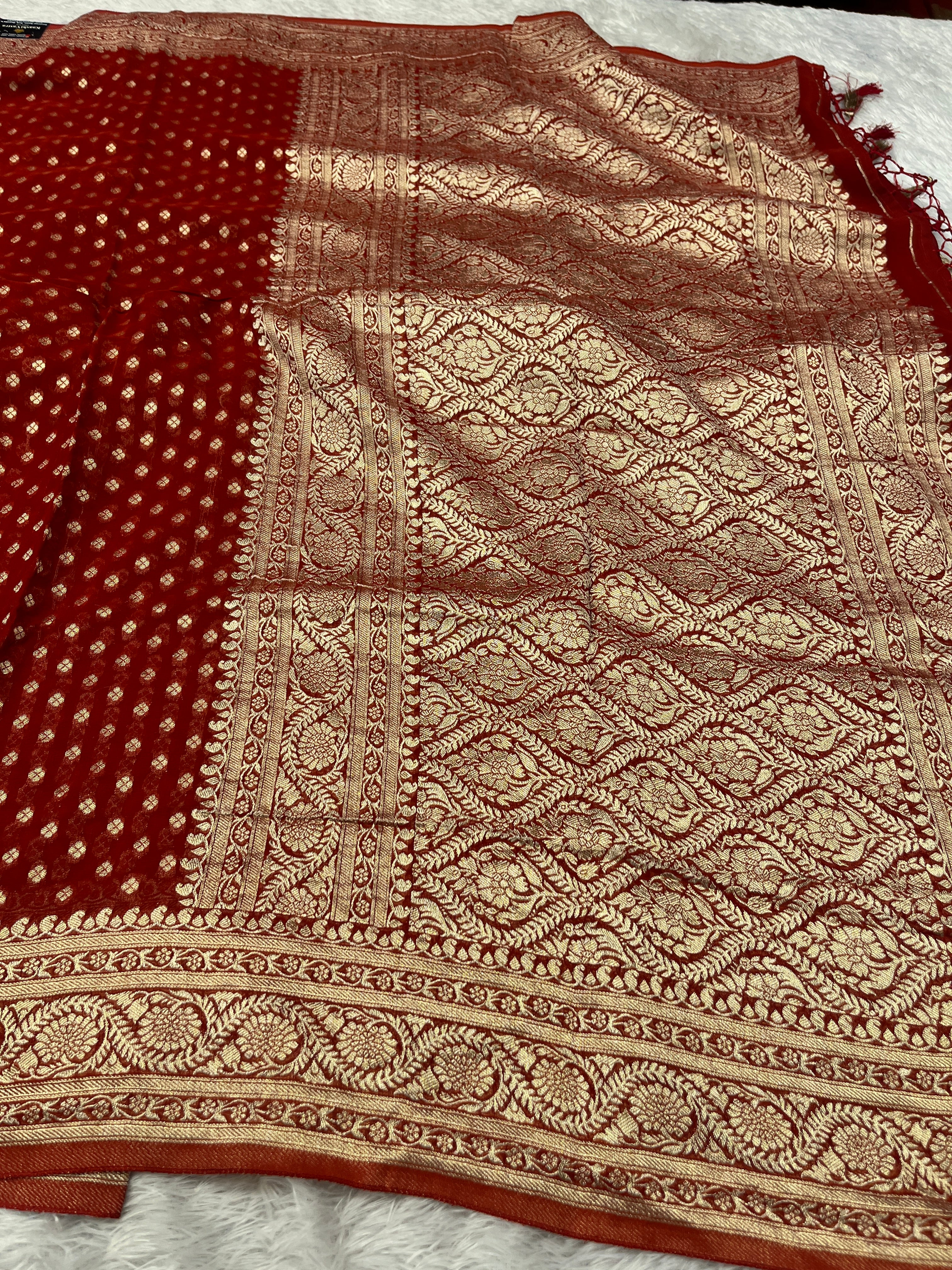 Banarsi Pure Natural Georgette Four flower Buti Design VSG02