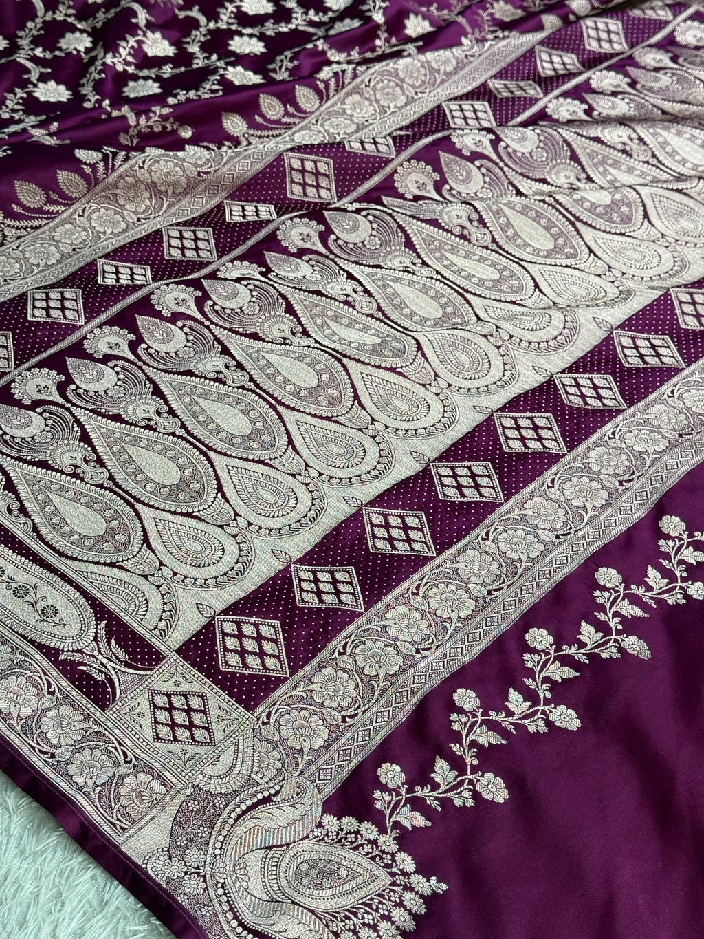 Magenta Mashru Kataan Silk Banarasi Jaal Woven Saree with Rich Zari Pallu – MKS733