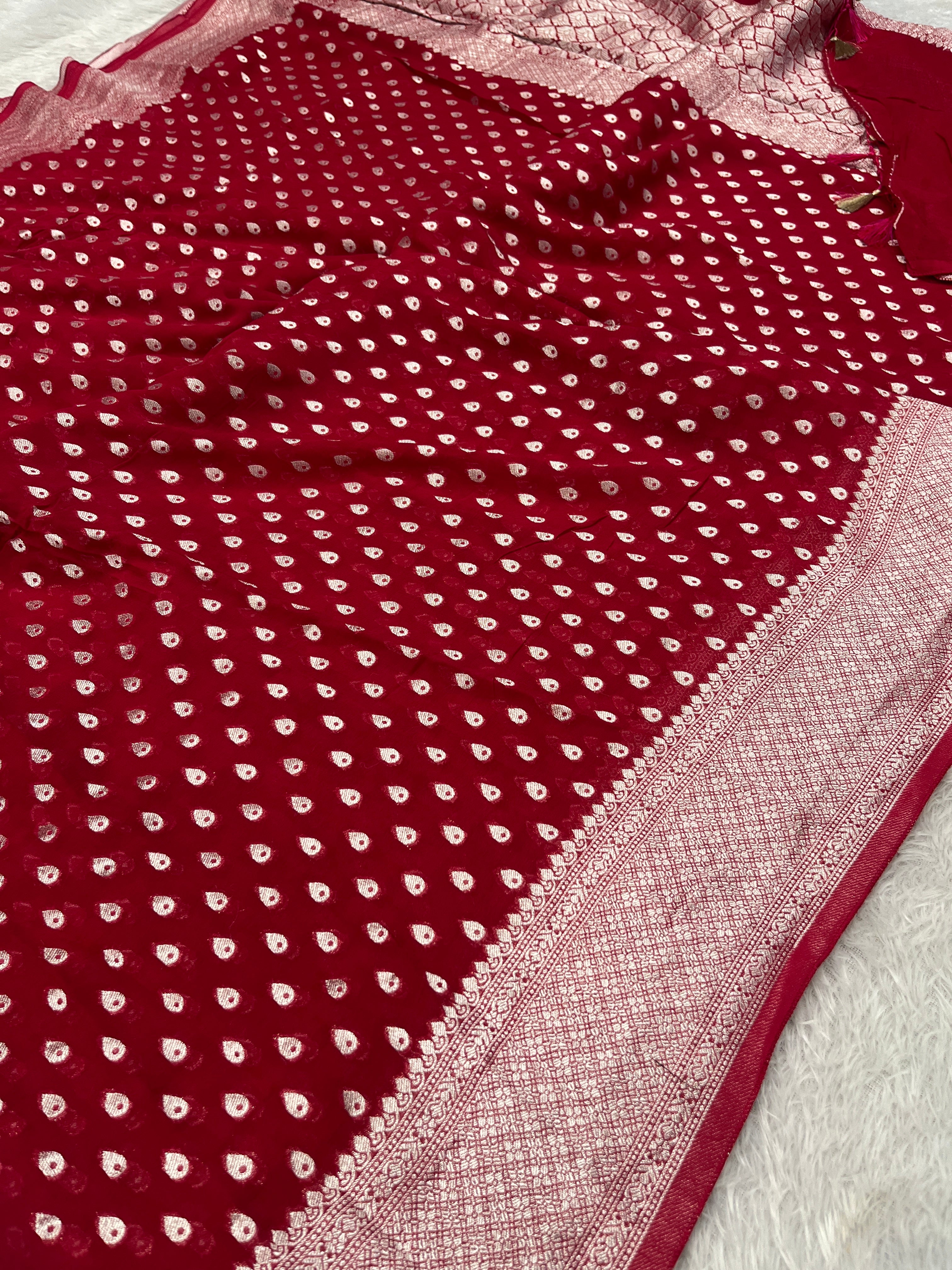 Banarsi Pure Natural Georgette Almond Buti  Design VSG06