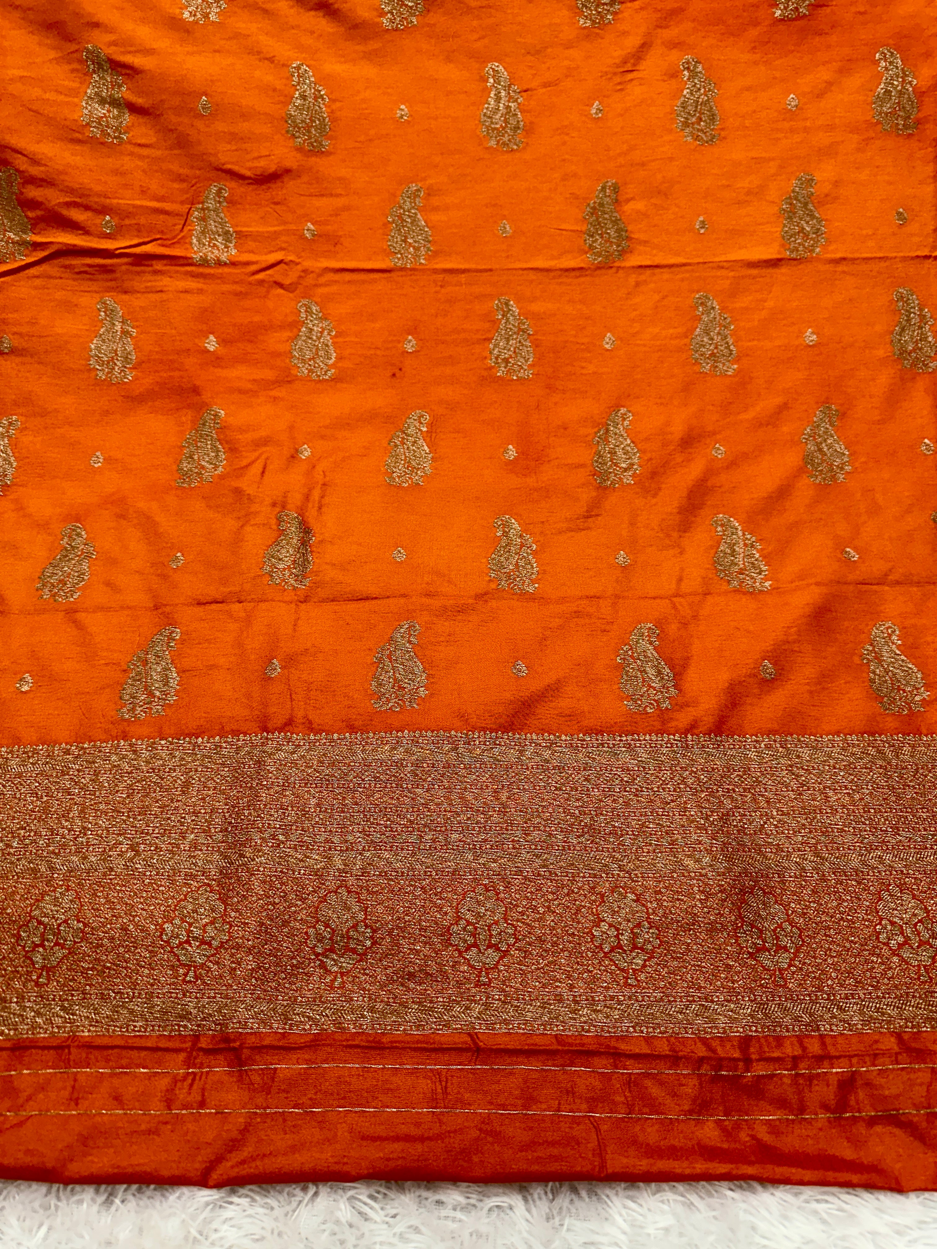 Banarasi Soft Silk 3 Piece Ladies Suit with Antique Zari Woven Work – MSS27