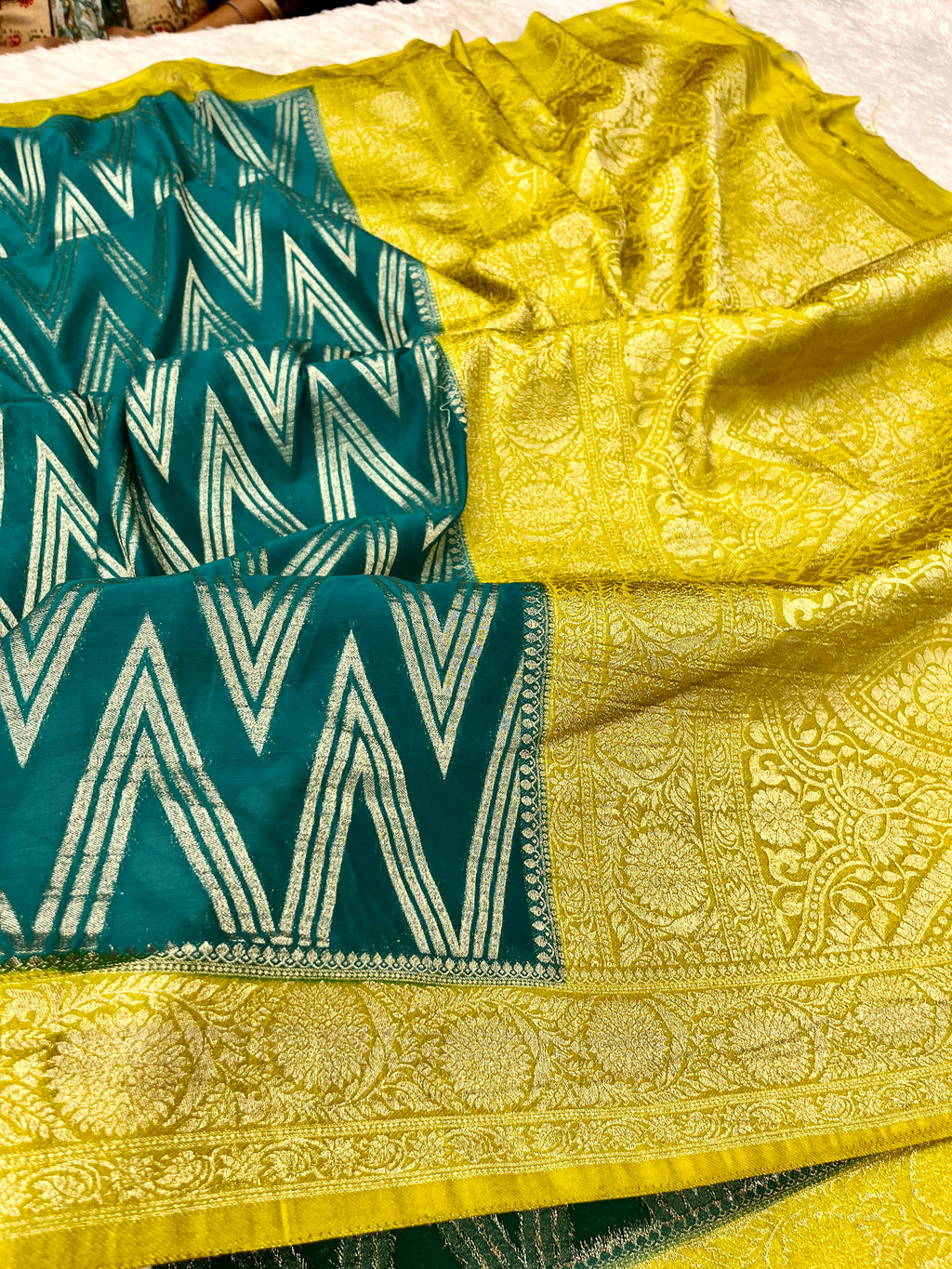 Chinon Silk Zig Zag Design Sea green with yellow Color Saree CN09